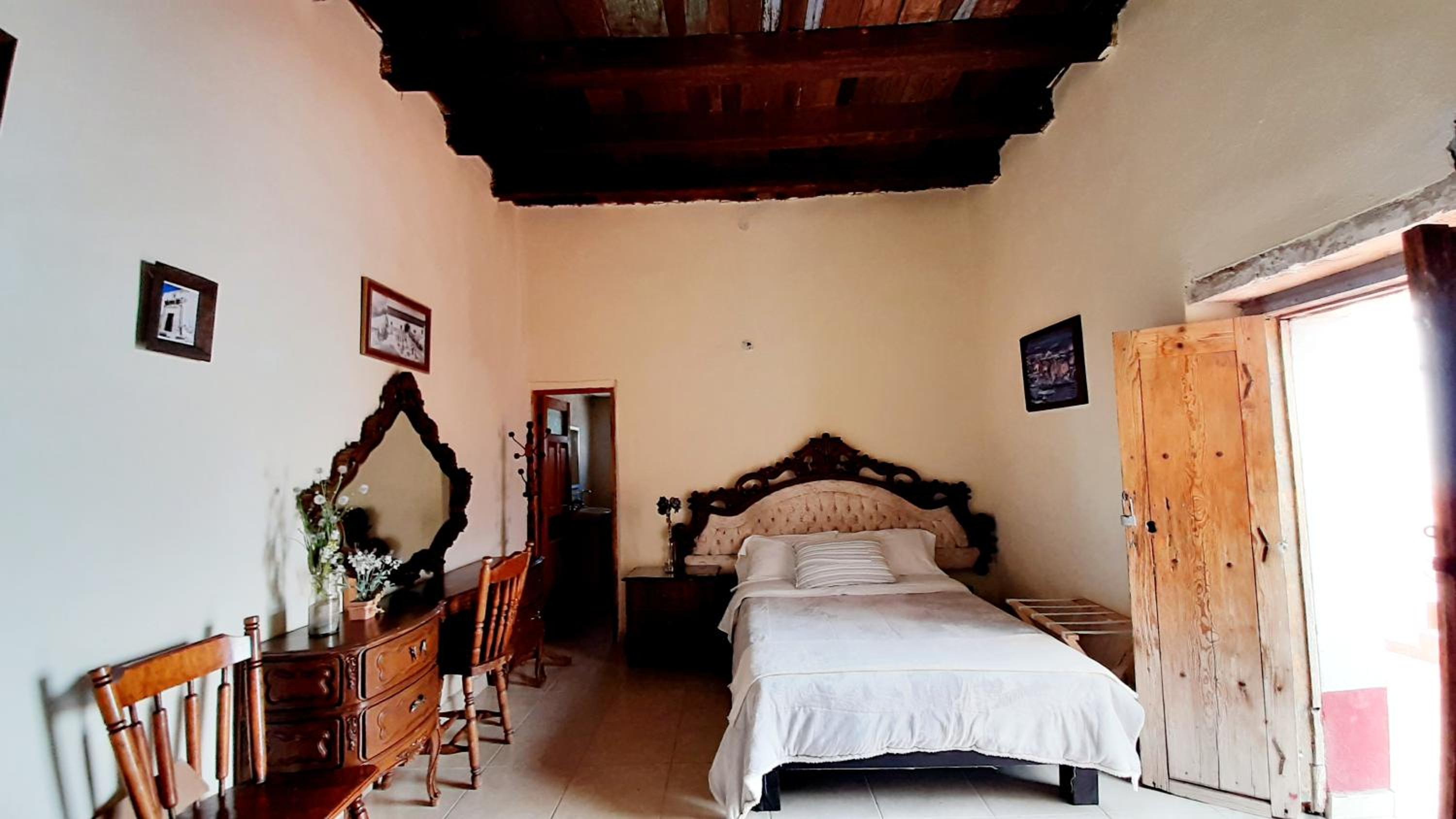 Triple Room with Private Bathroom photo 1