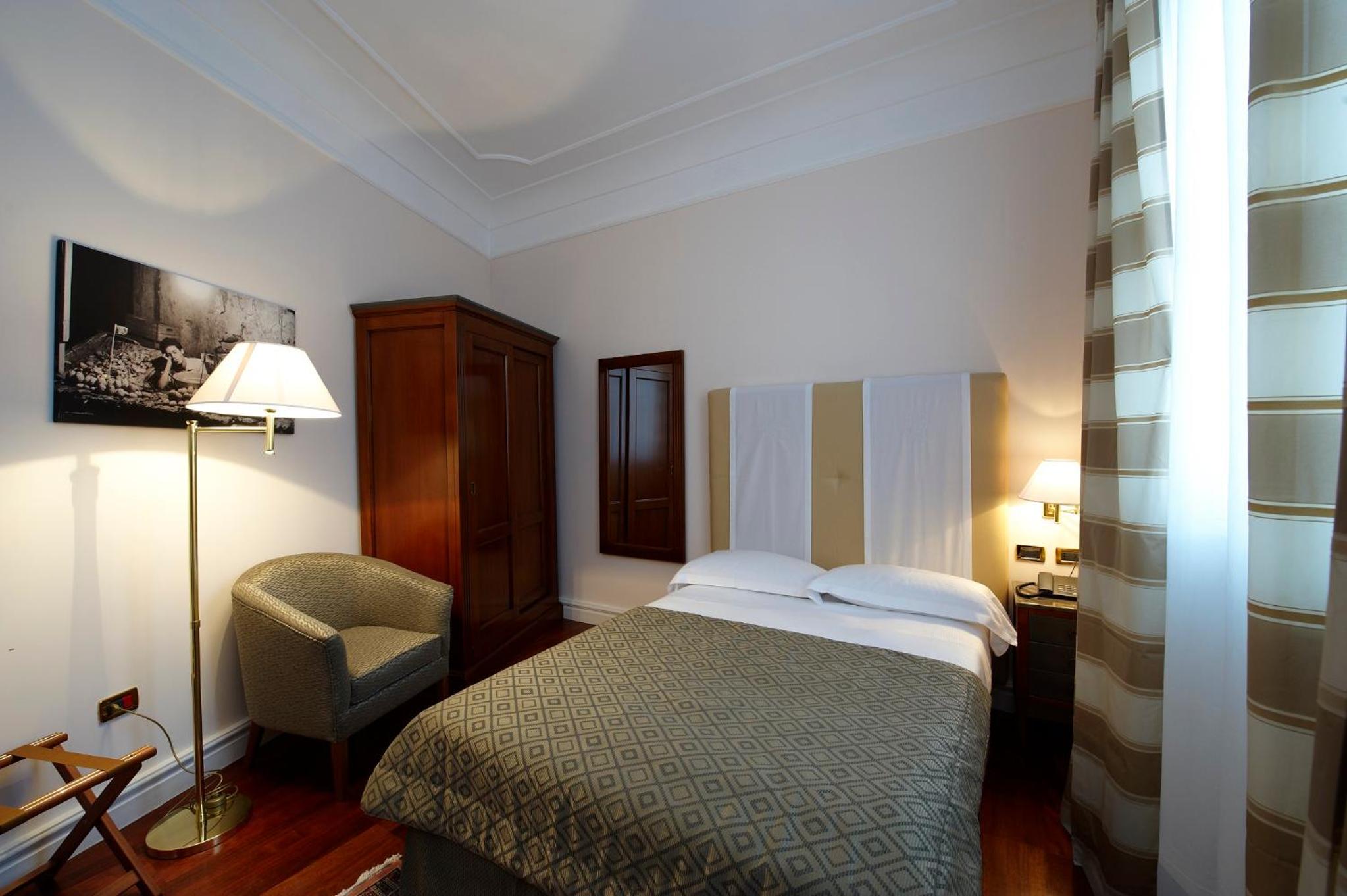 Executive Double or Twin Room - Photo 5