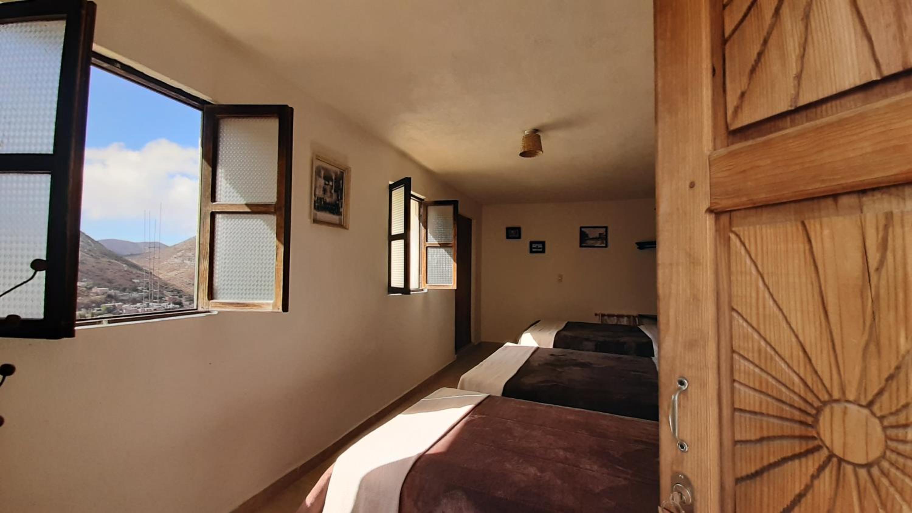 Triple Room with Mountain View - Photo 9