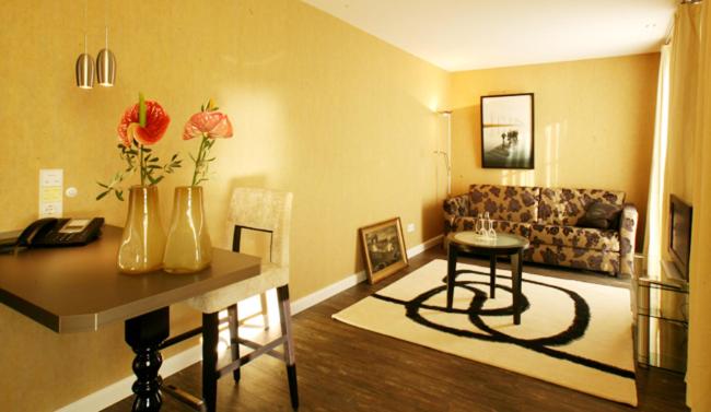 Deluxe Suite - Photo 1