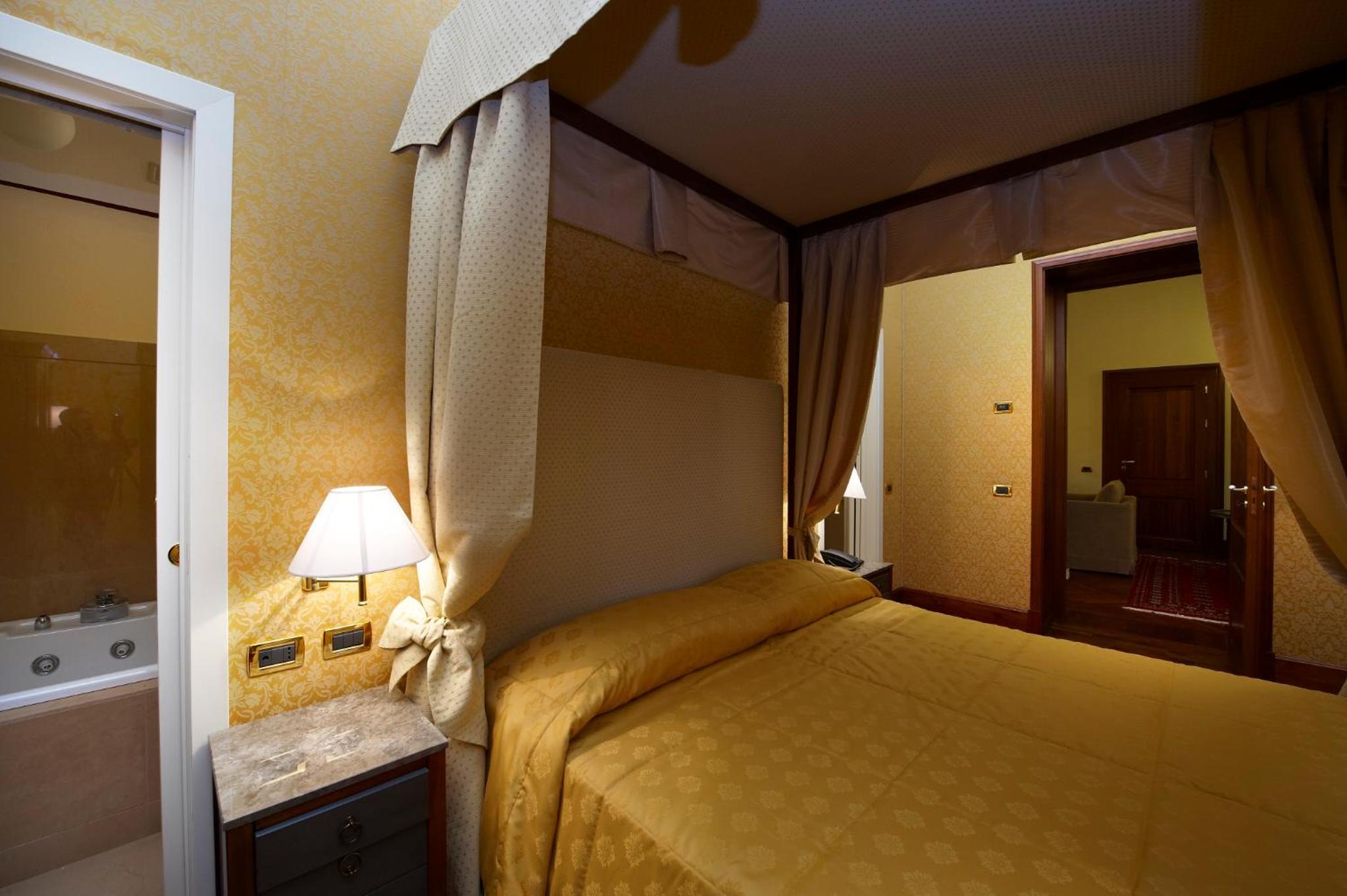 Imperial Suite - Photo 1