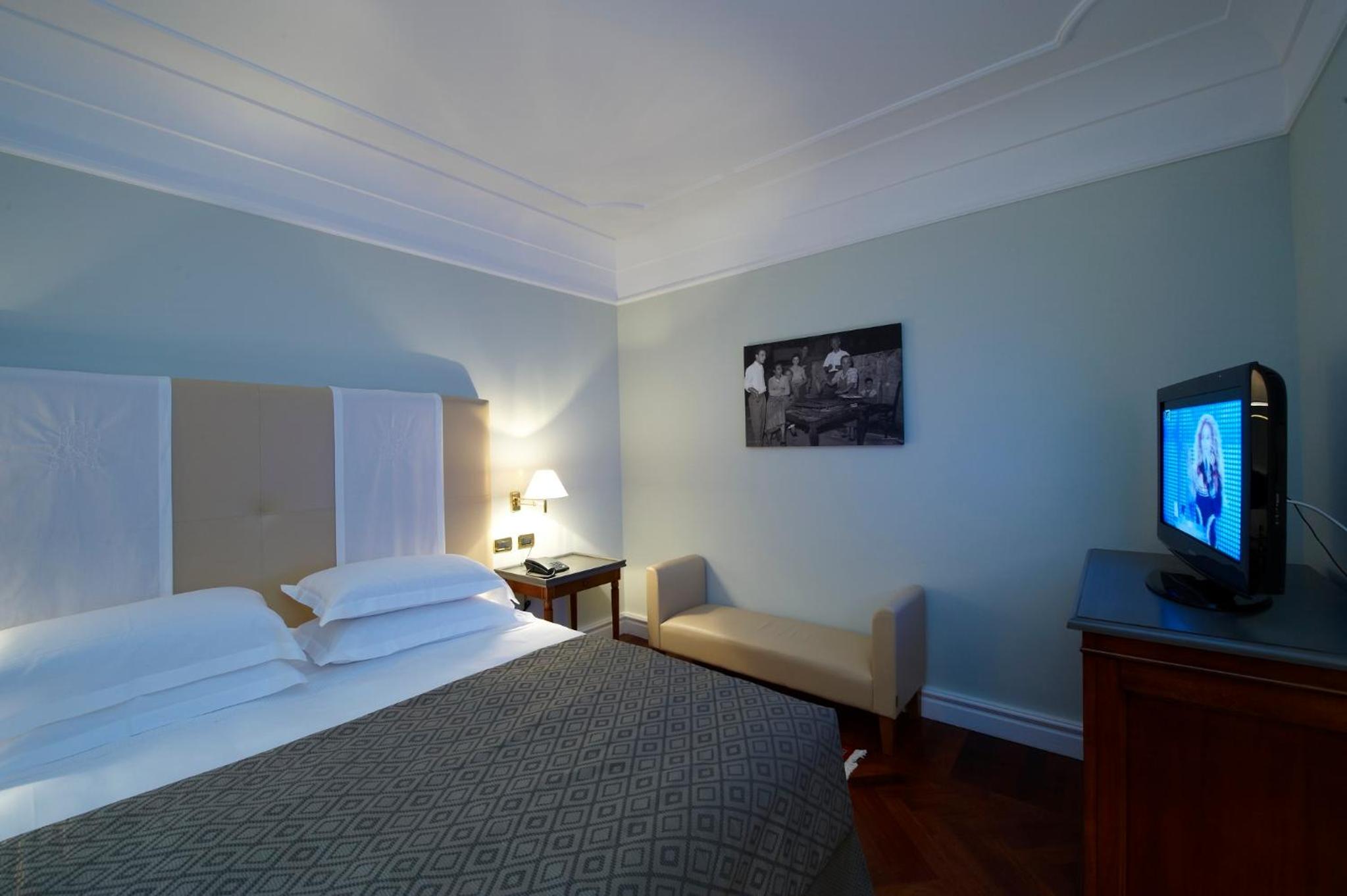 Executive Double or Twin Room - Photo 1
