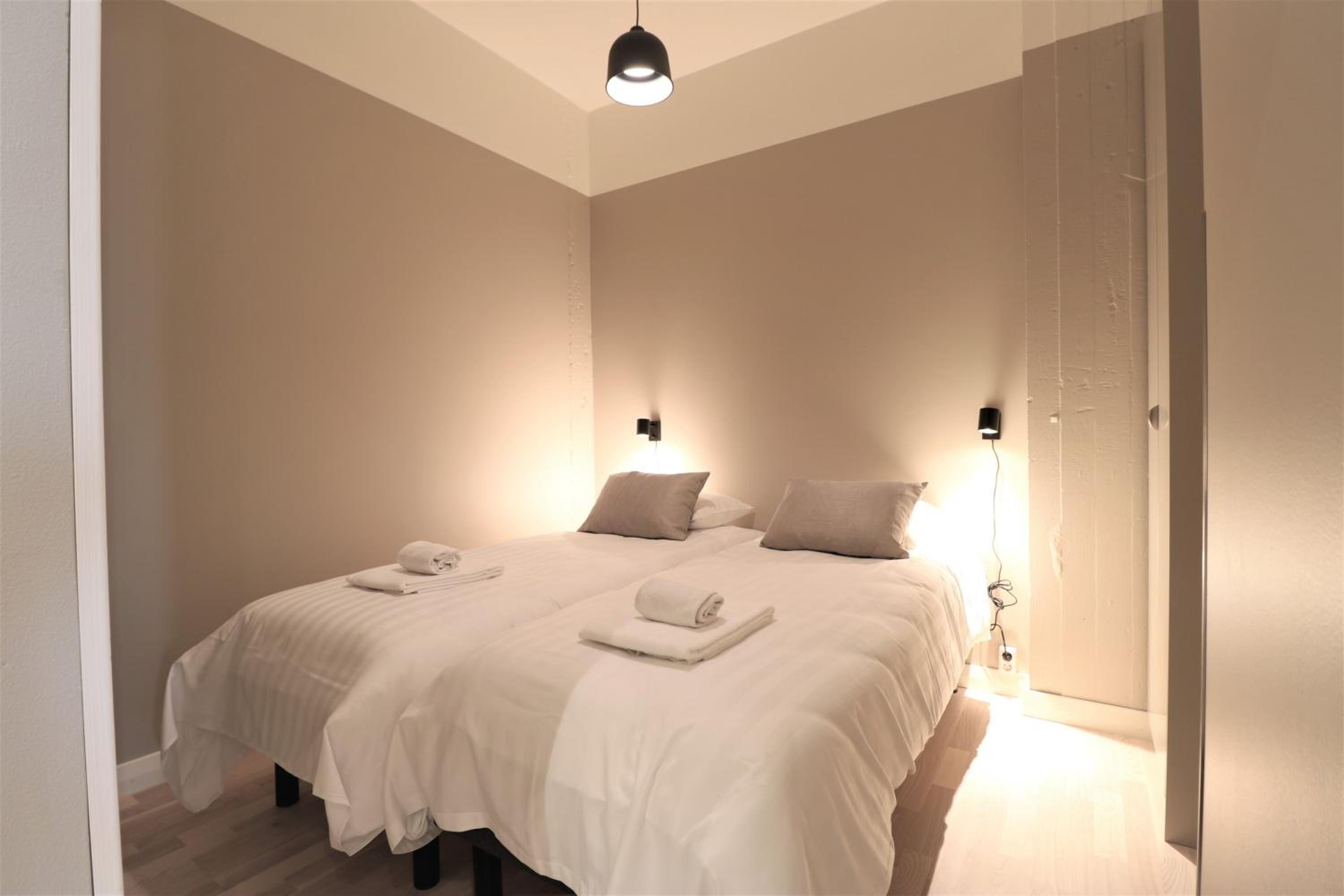 Two-Bedroom Apartment - Photo 3