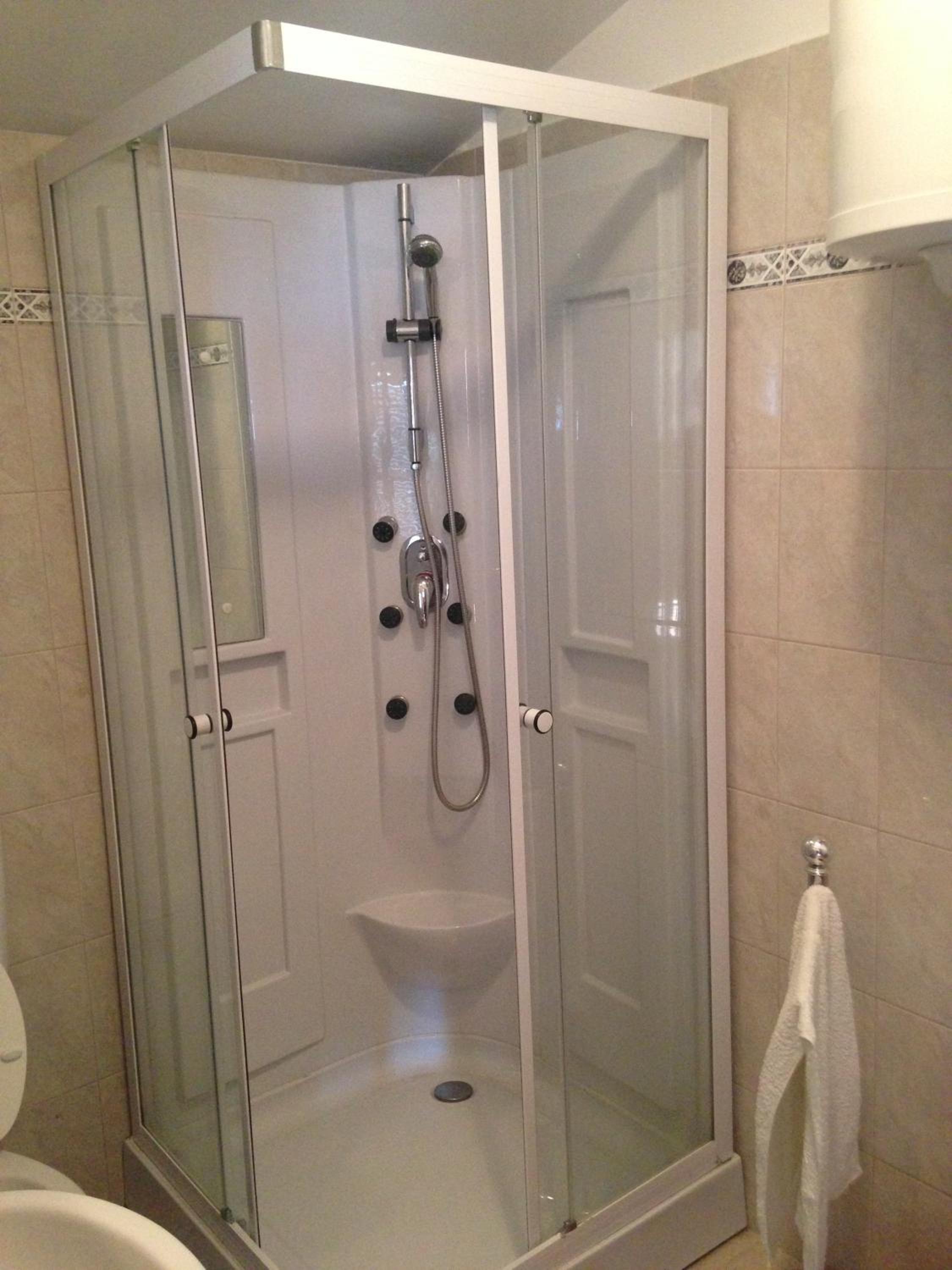 One-Bedroom Apartment With Balcony photo 2