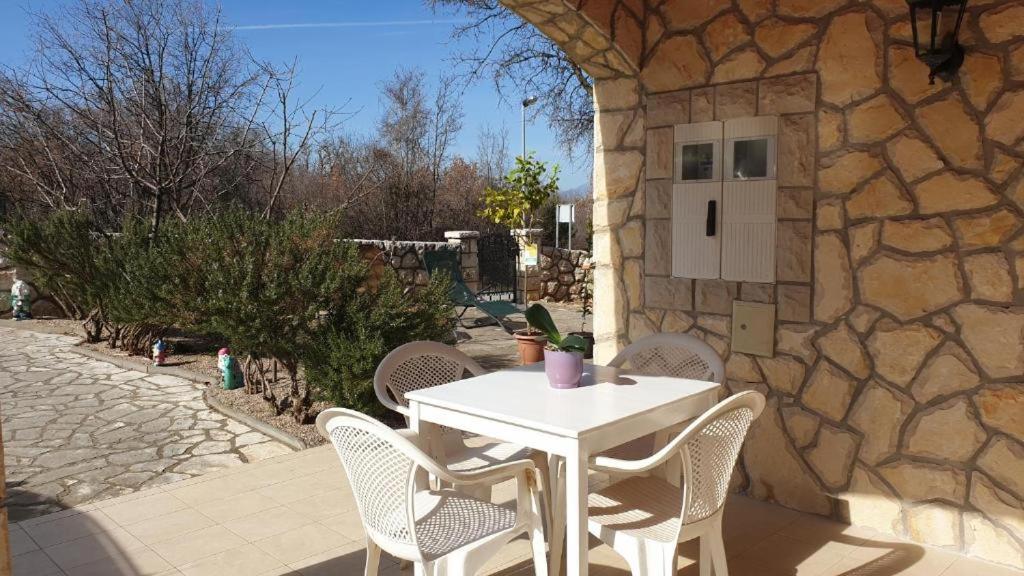 Apartment with Terrace photo 3