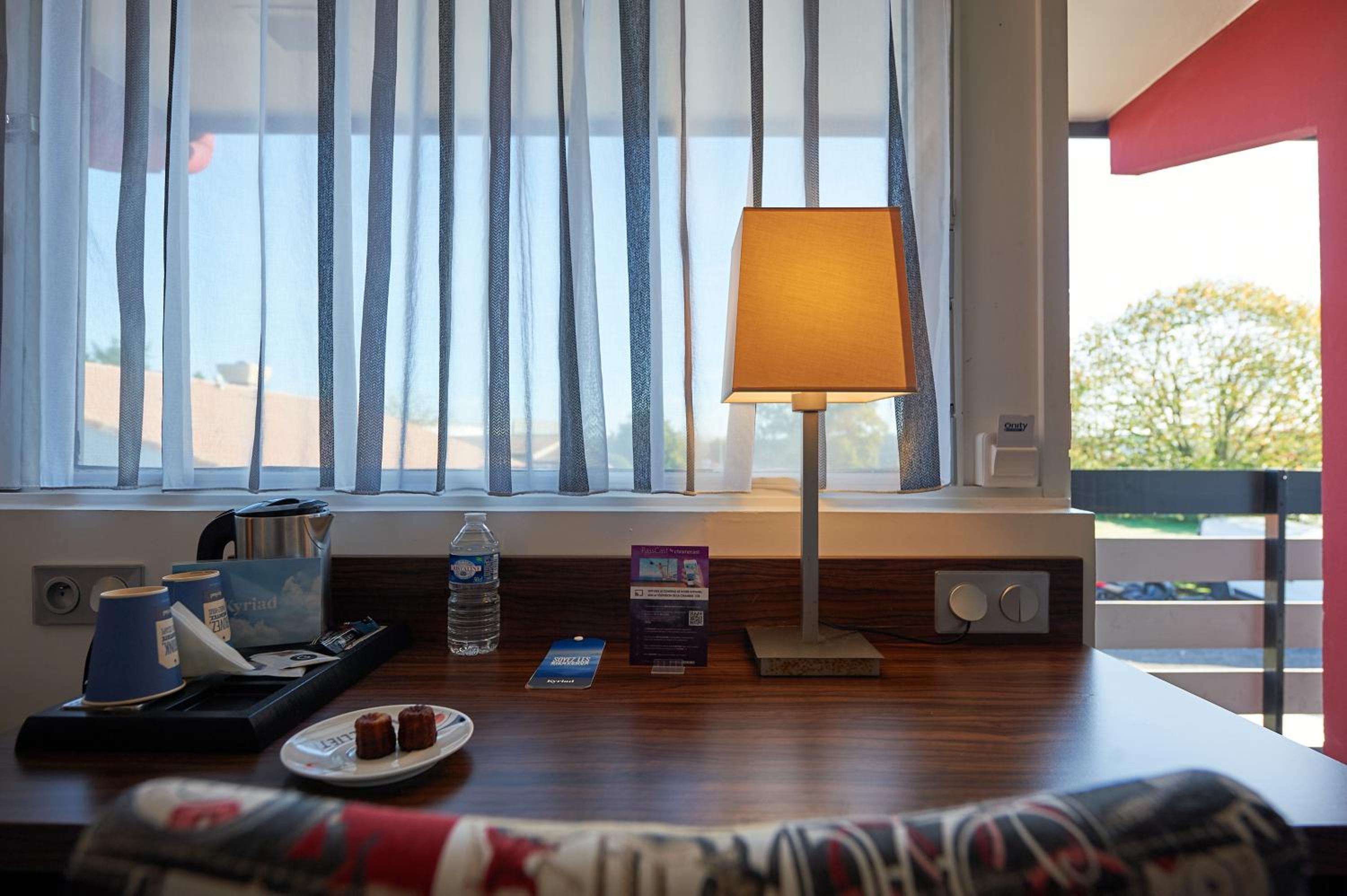 Standard Double Room - Photo 10