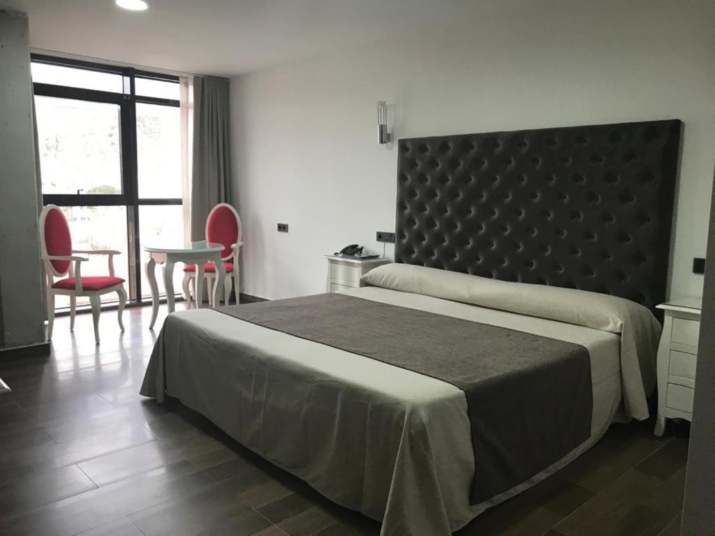 Habitación Doble o con Dos Camas