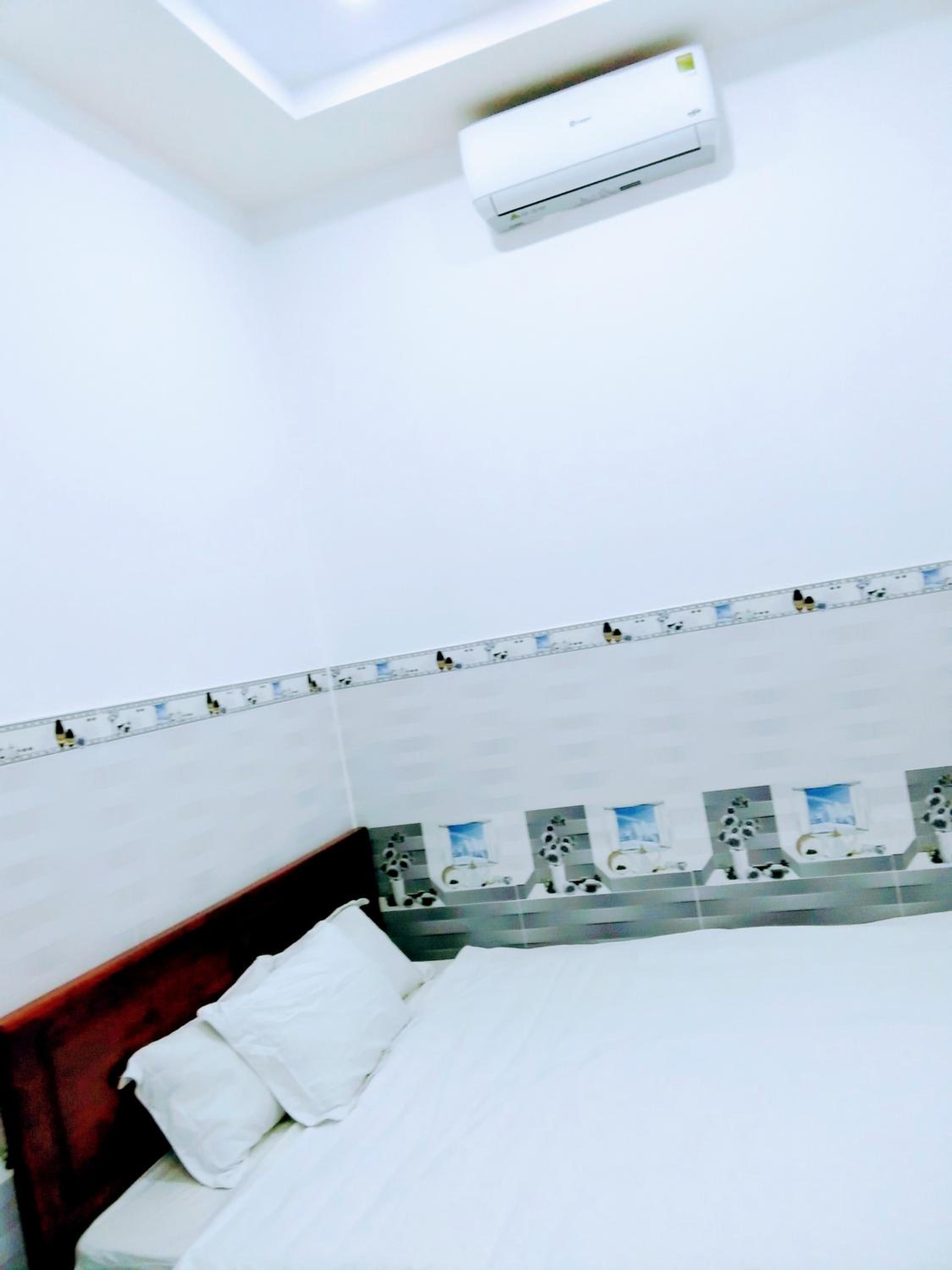Large Double Room photo 3
