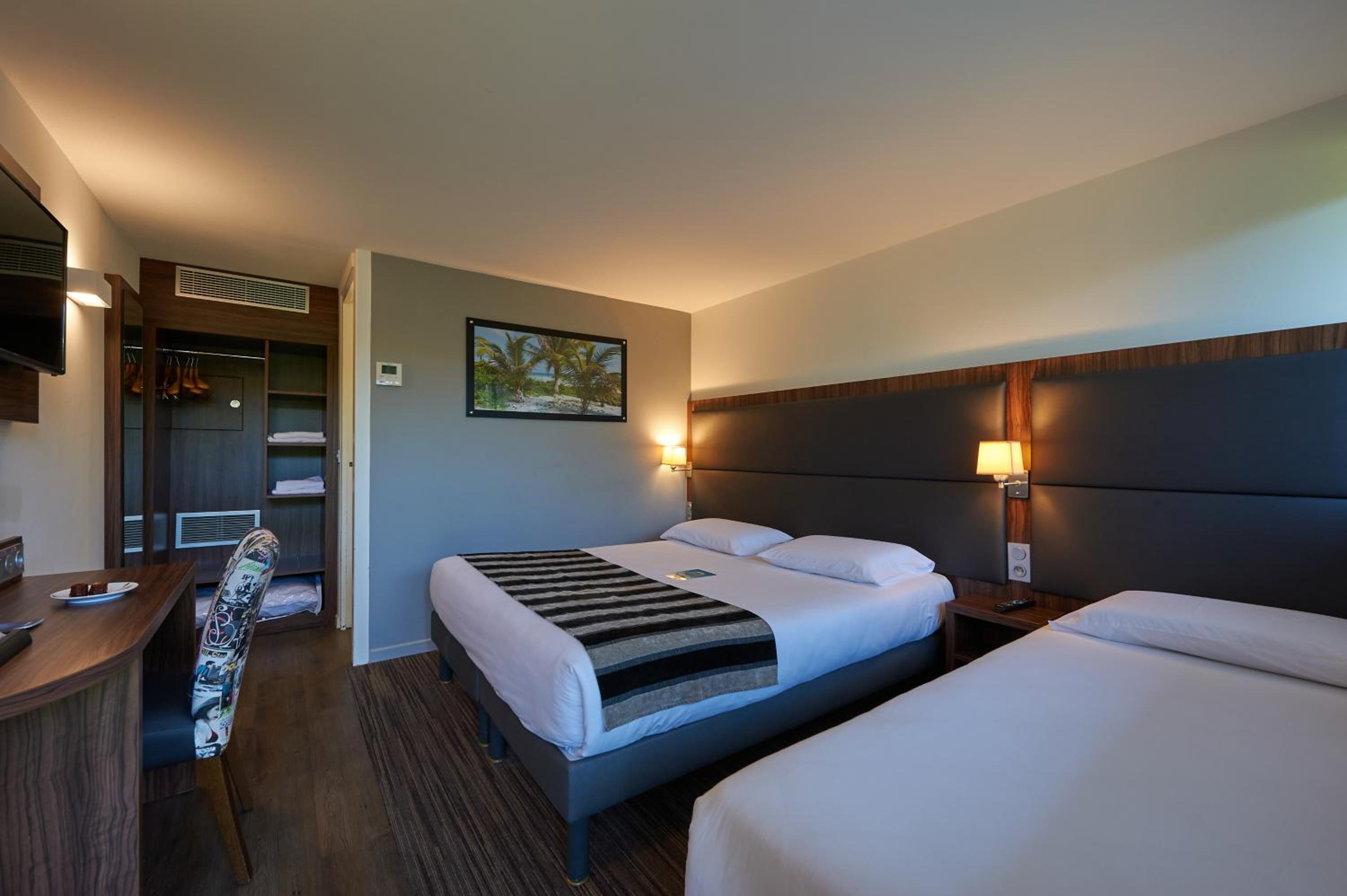 Standard Triple Room - Photo 1