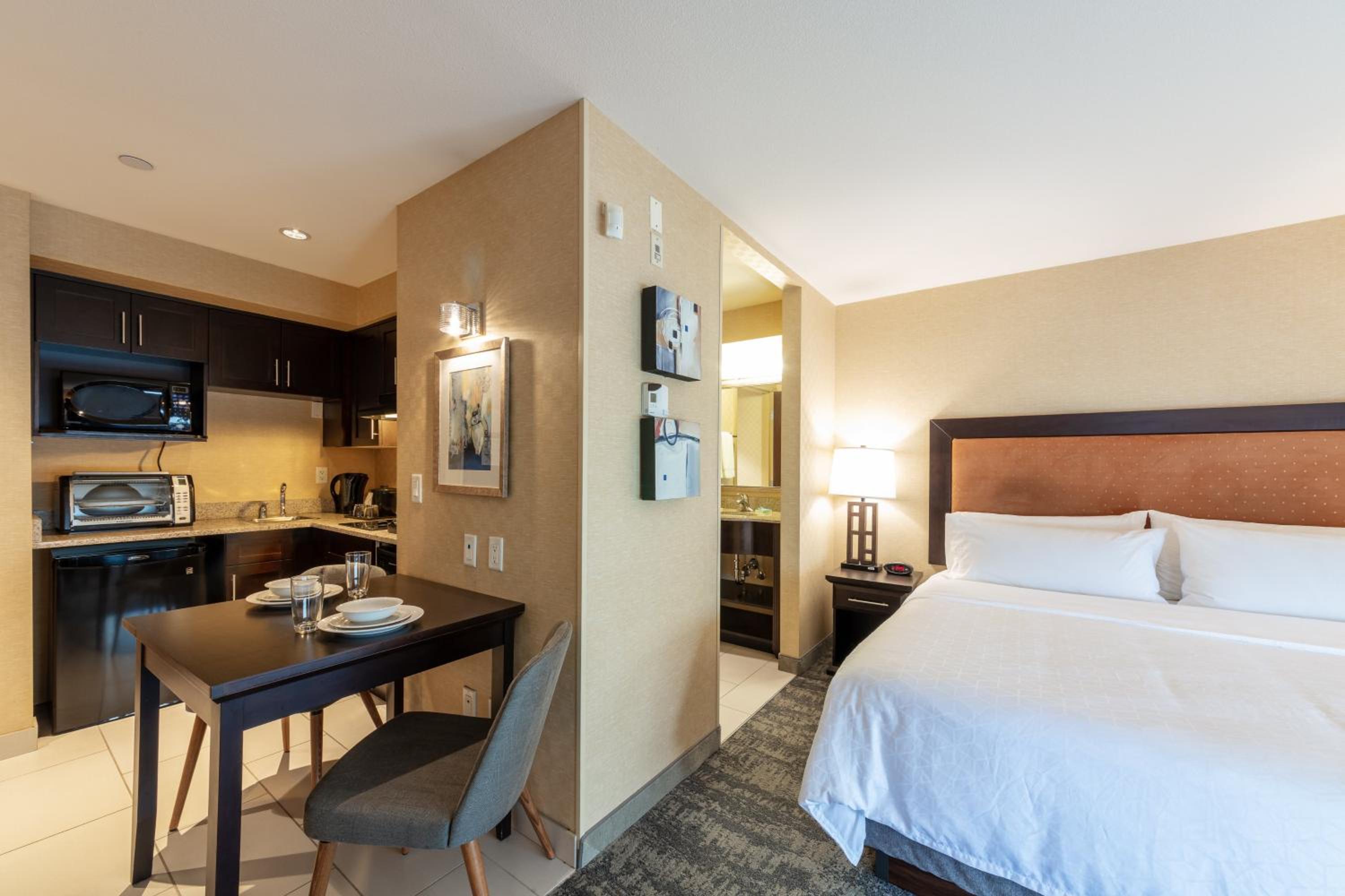 King Suite - Photo 1