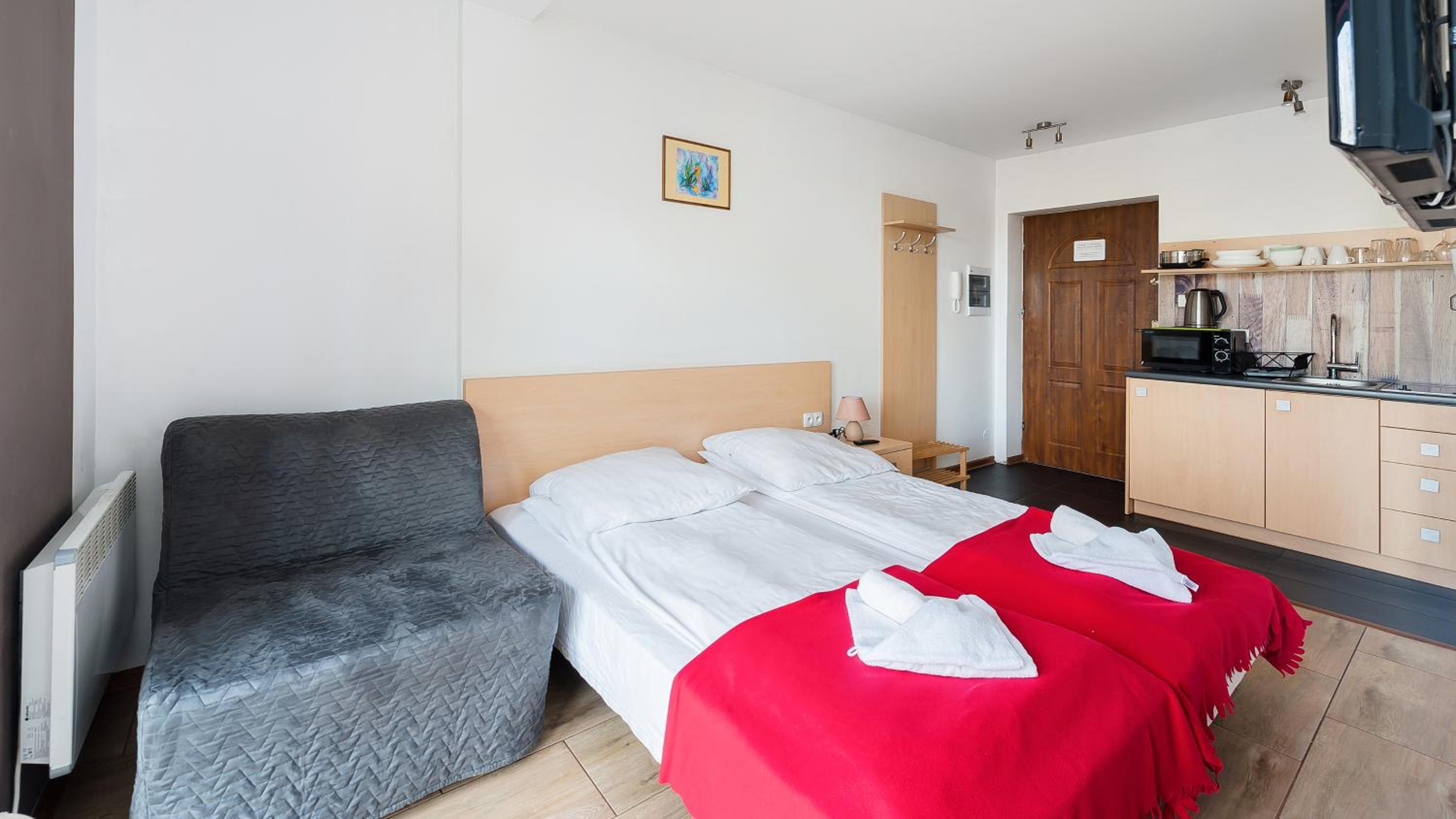 Studio Apartment photo 2