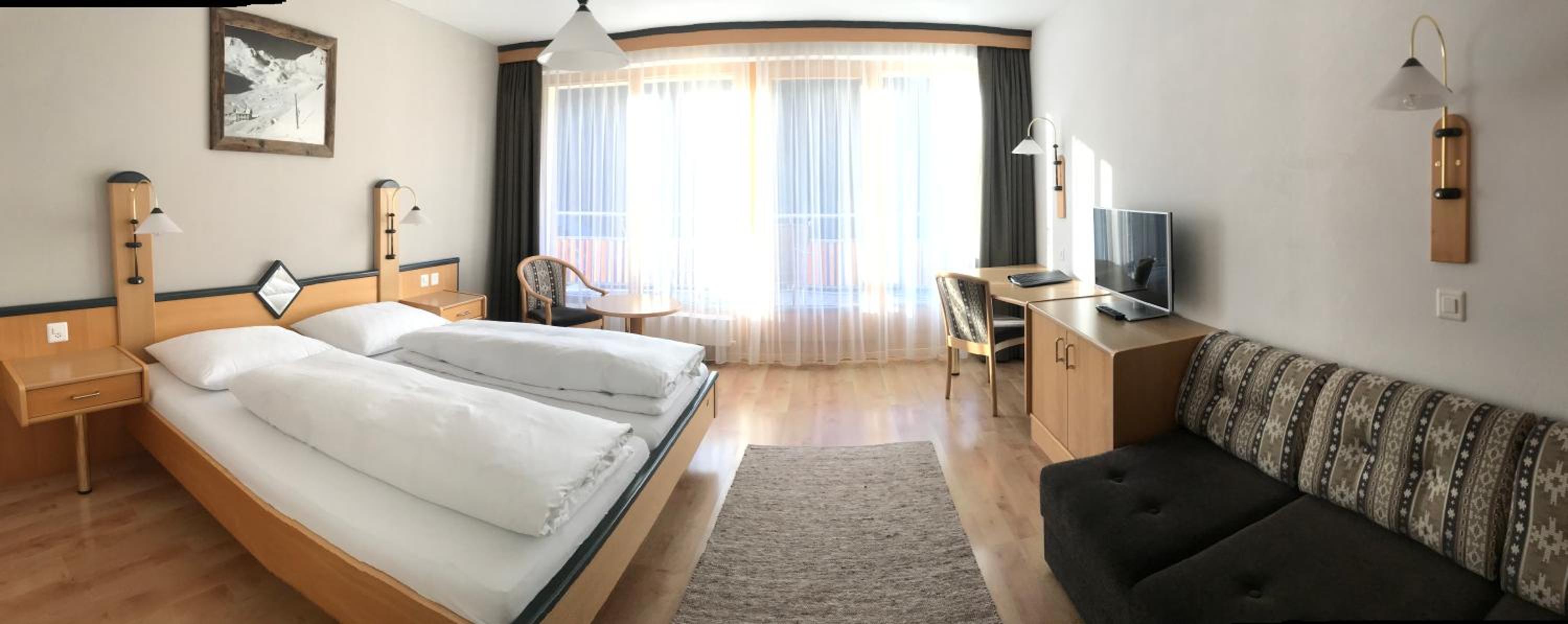 Double Room - Photo 5