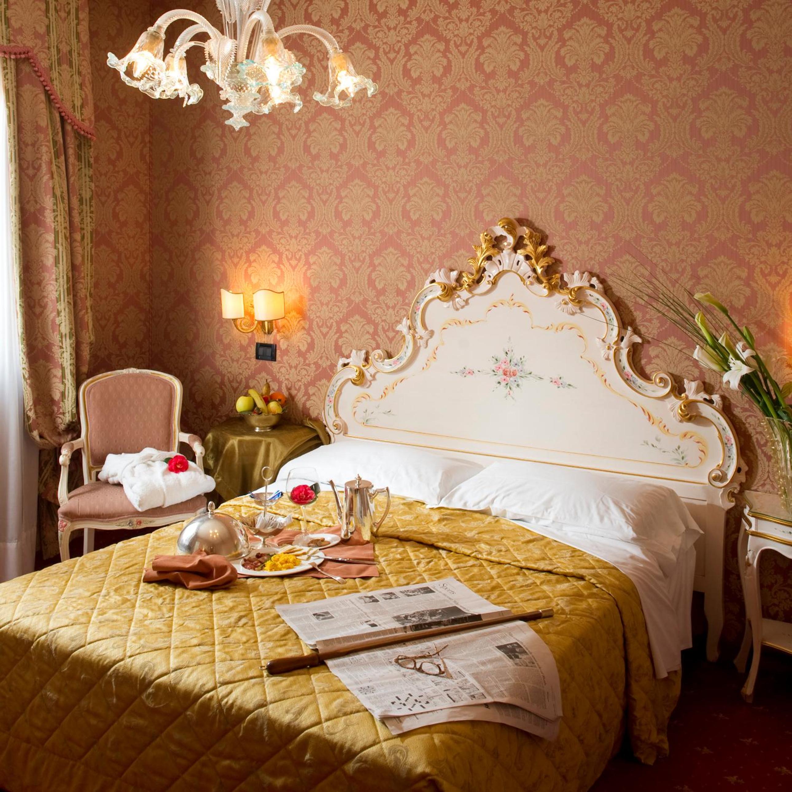 Classic Double or Twin Room - Photo 4