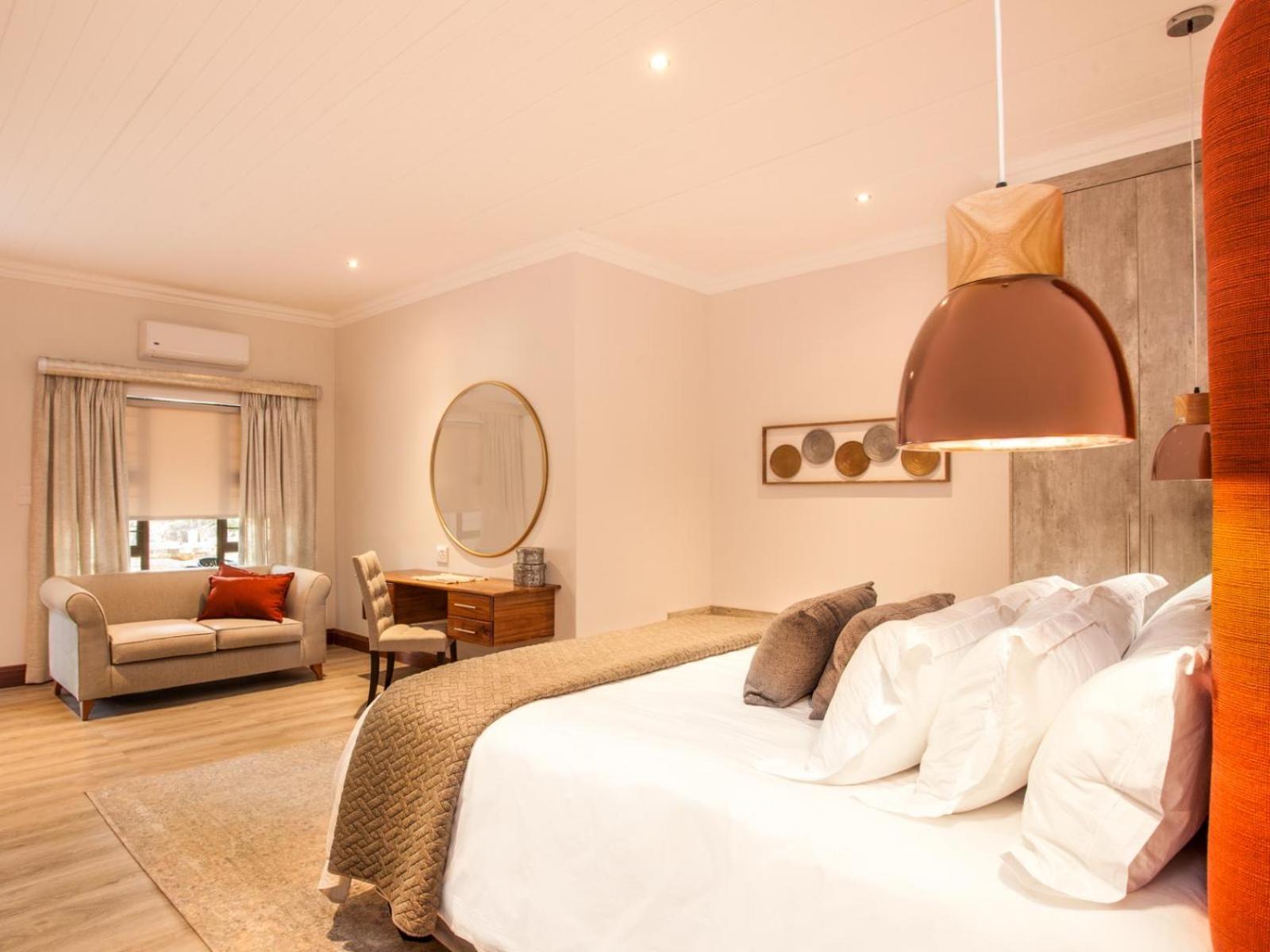Superior King Room - Photo 8