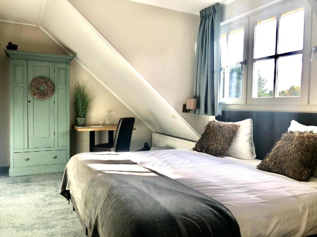 Double Room with Private Bathroom photo 1