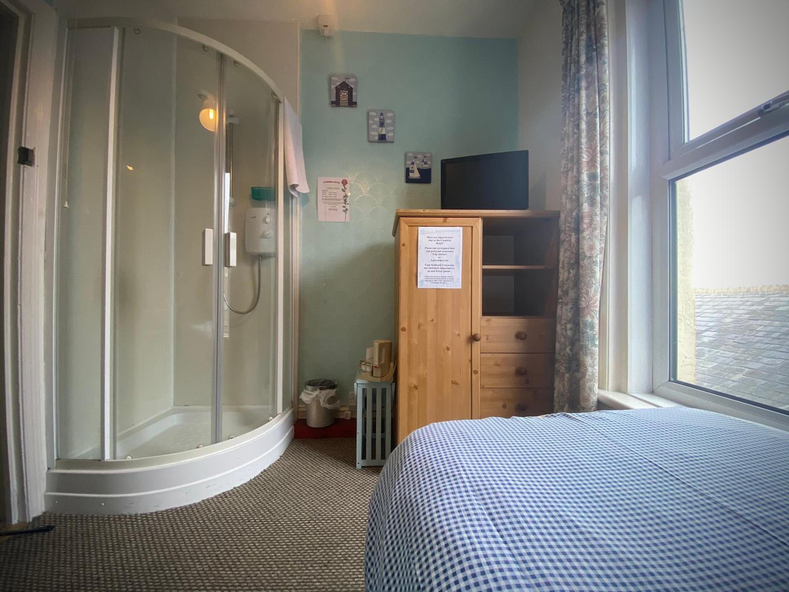Budget Single Room photo 3