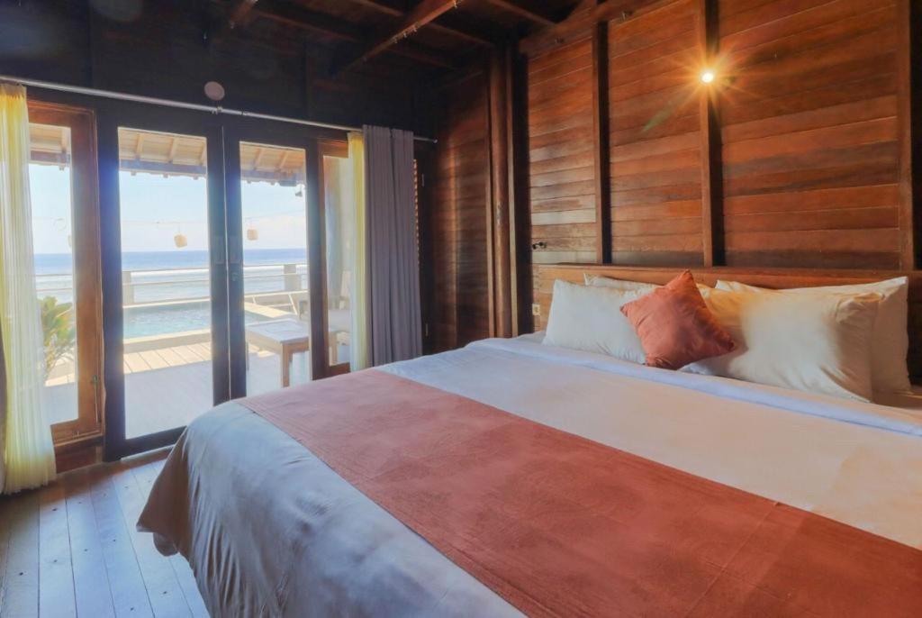 Deluxe Double Room with Sea View