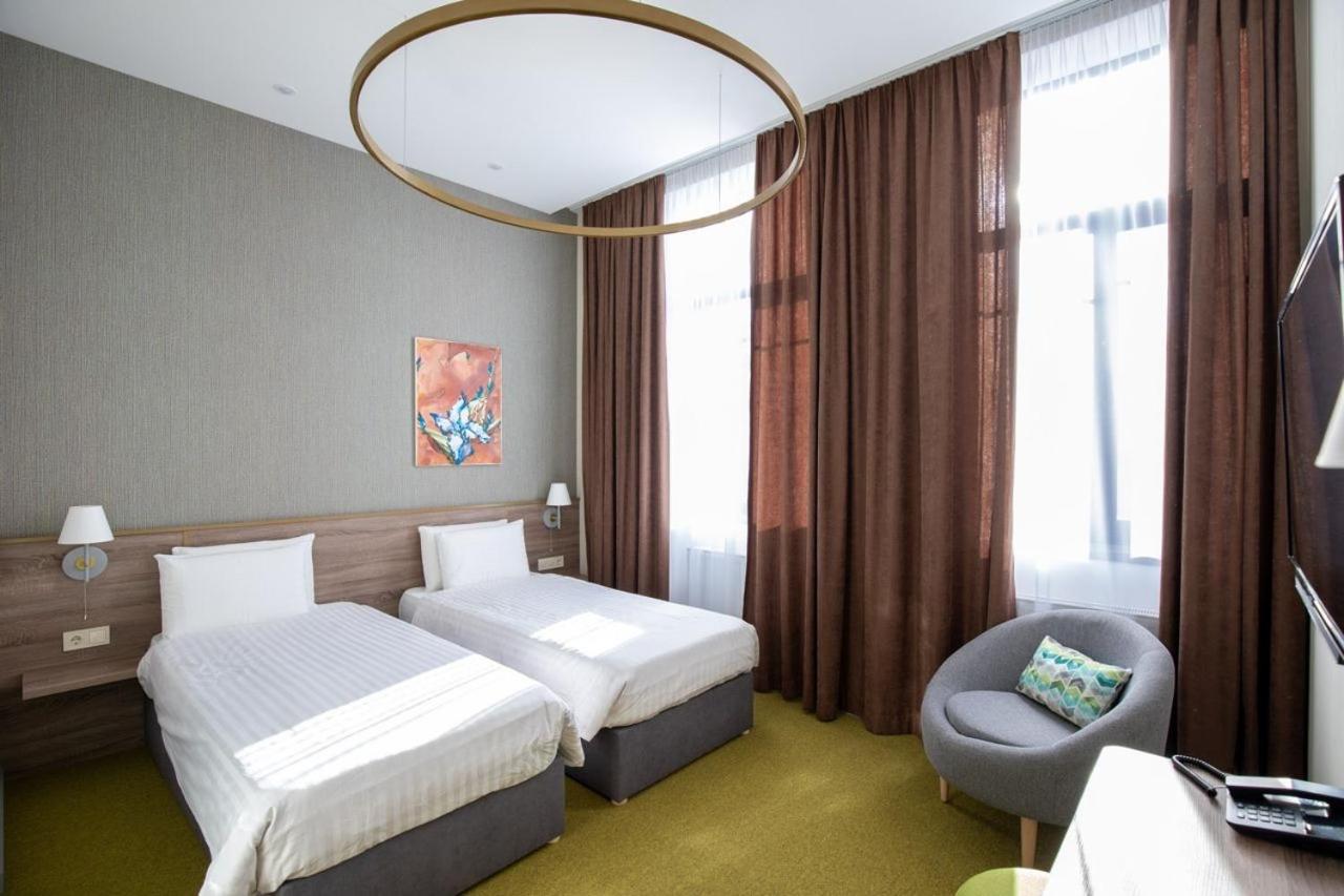Twin Room with City View