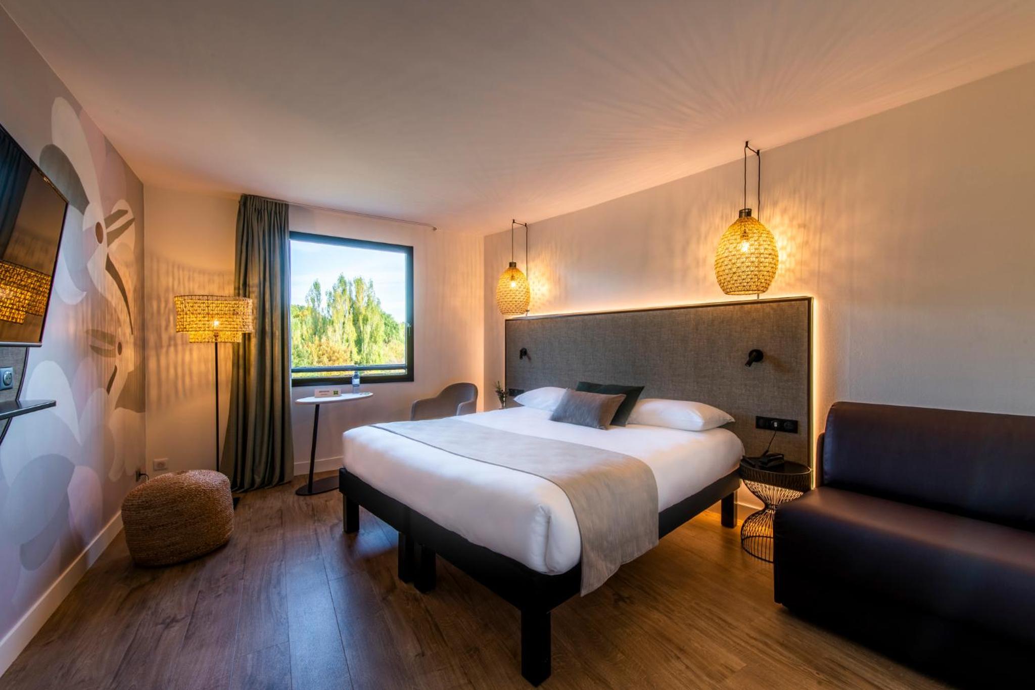 Premium Double Room with sofa bed - Photo 6