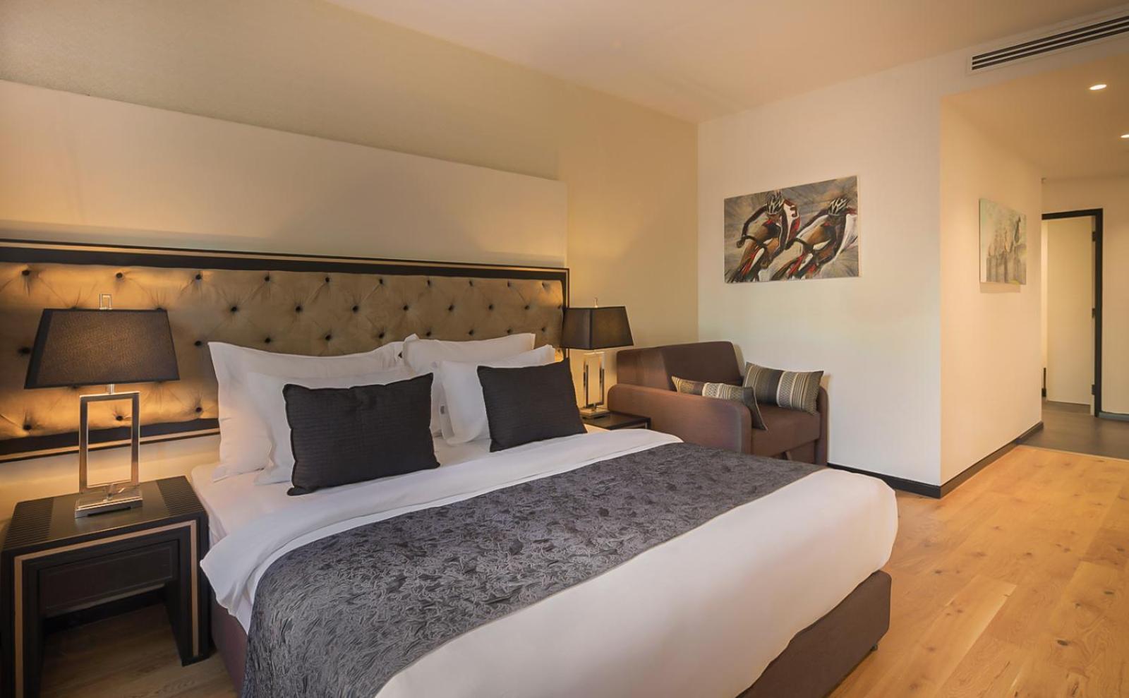 Classic Double or Twin Room - Photo 5