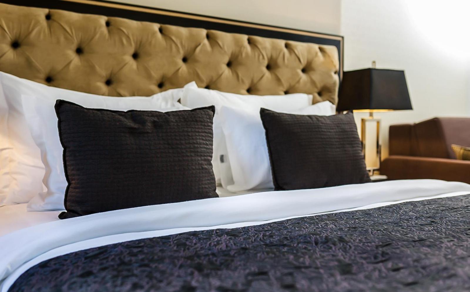 Classic Double or Twin Room - Photo 15