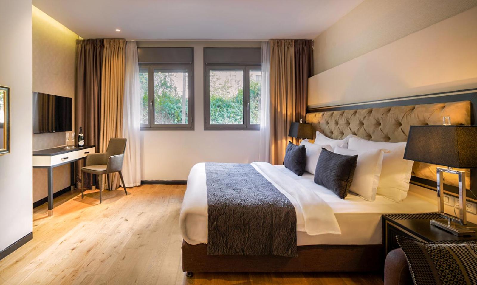 Classic Double or Twin Room - Photo 6