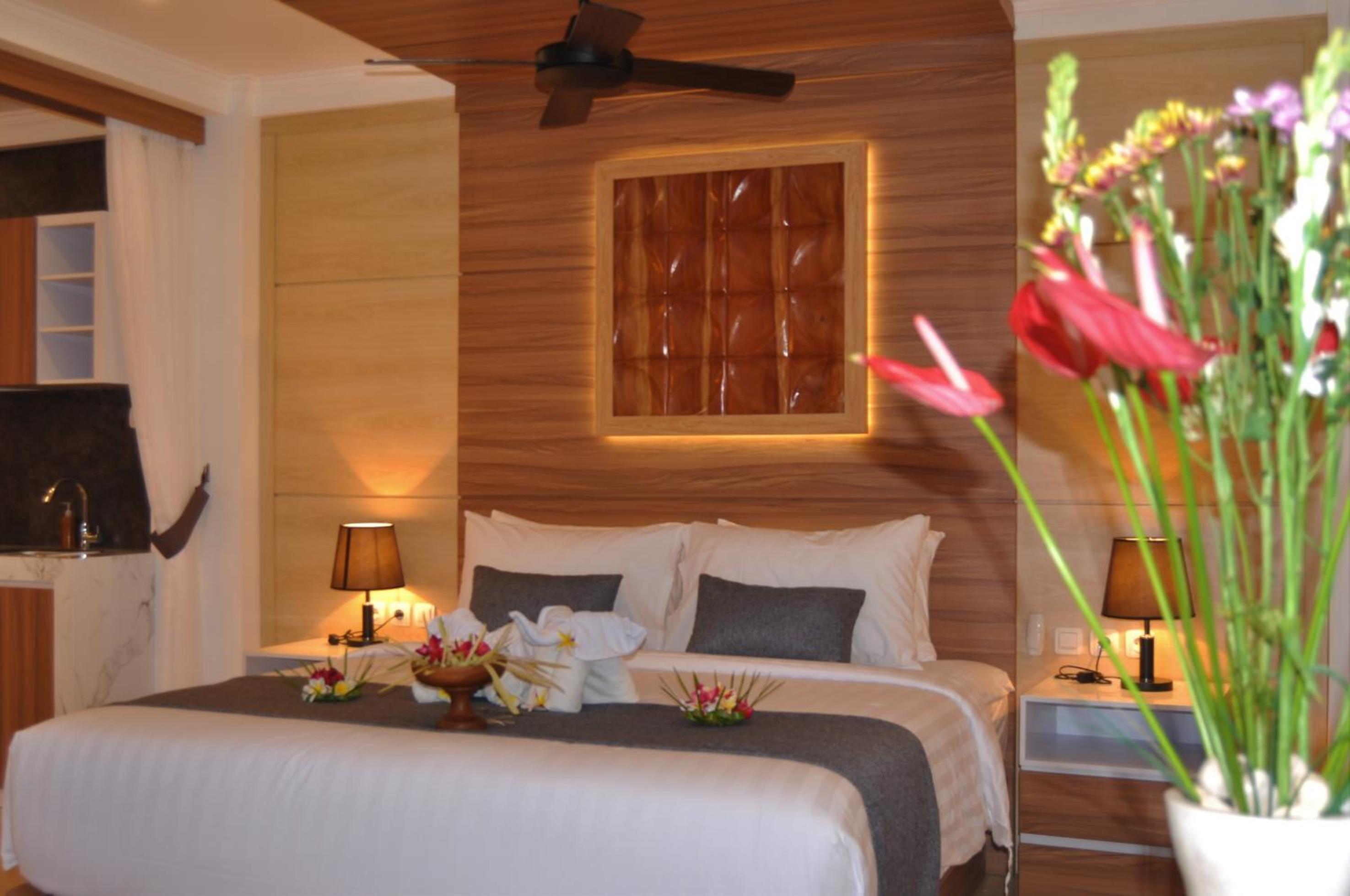 One-Bedroom Suite - Photo 118