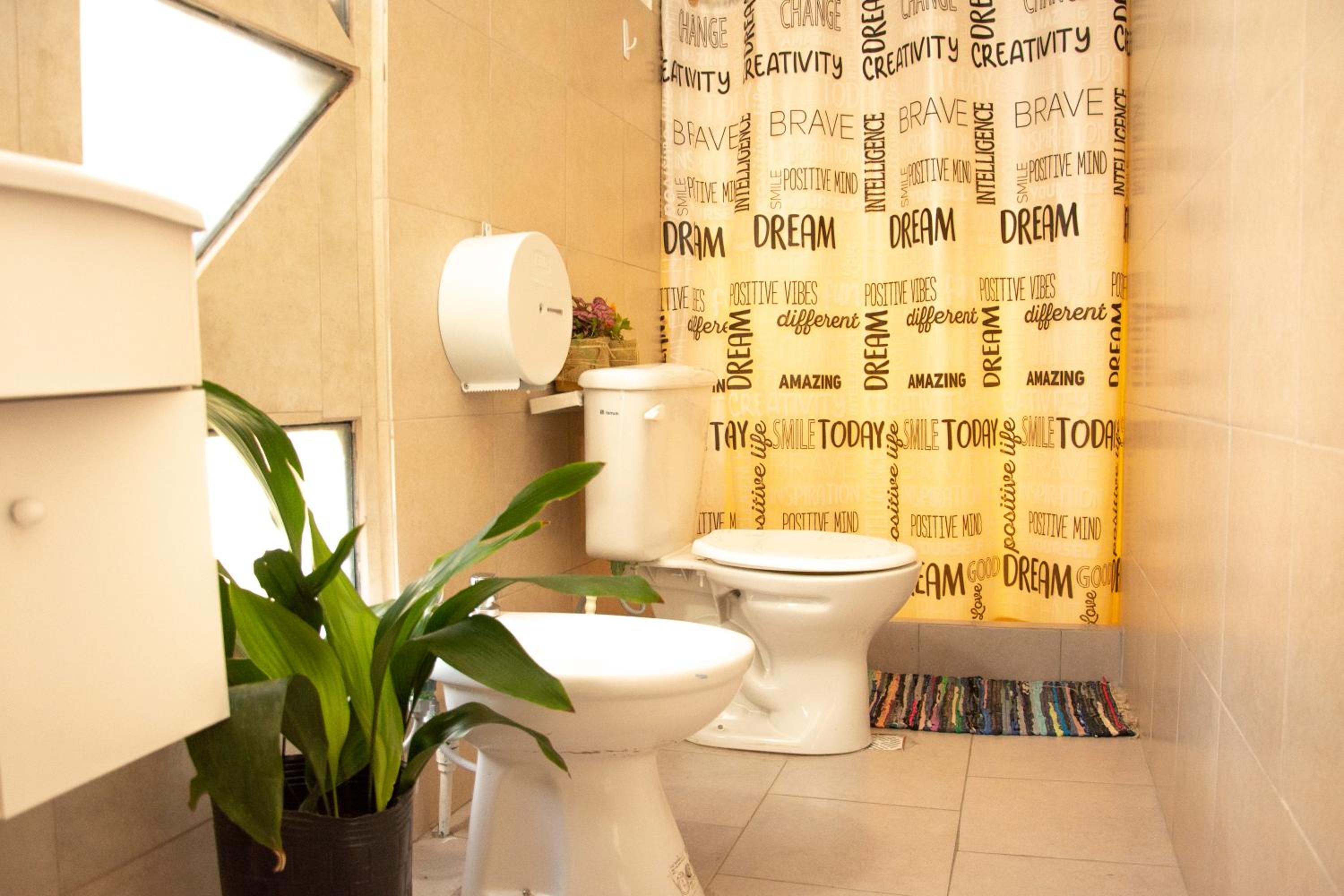 Double Room with Private Bathroom photo 3