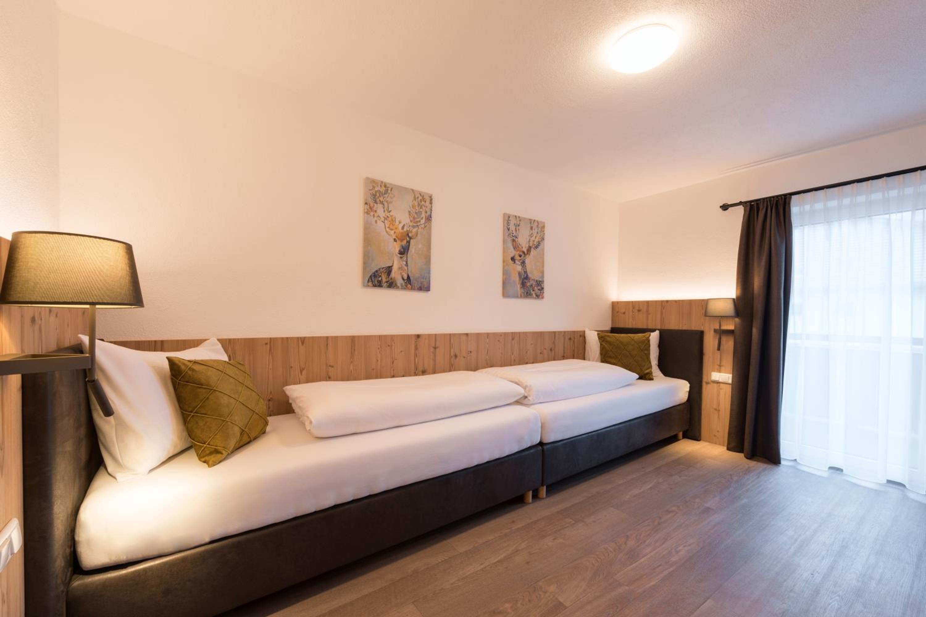Twin Room with Balcony