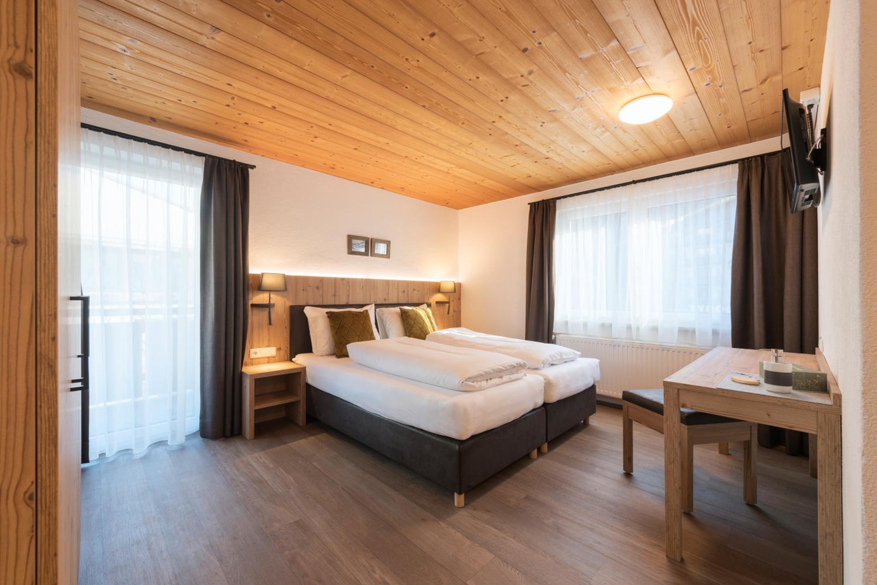 Double Room with Balcony