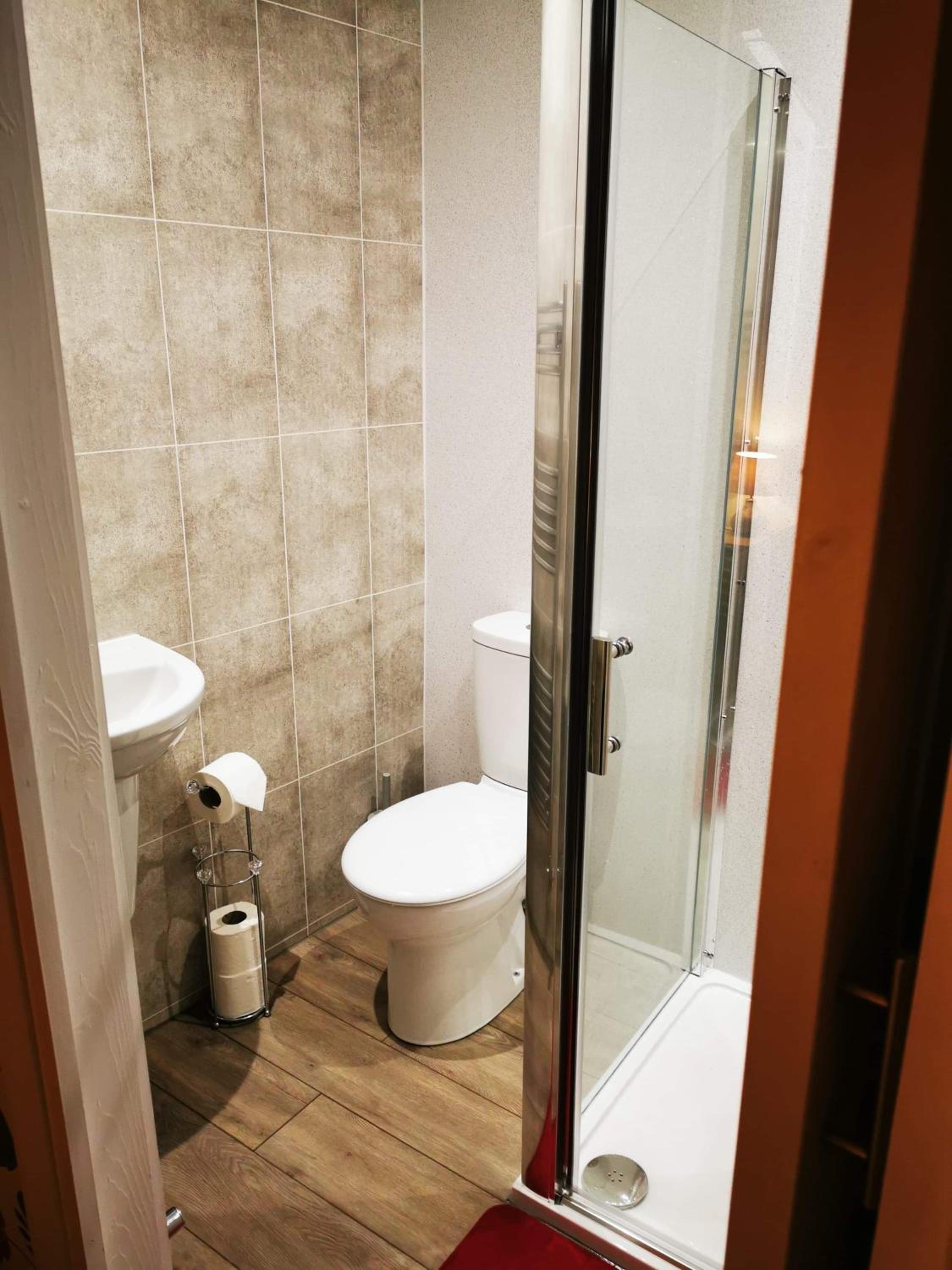 Deluxe Twin Room with Sea View - Photo 4