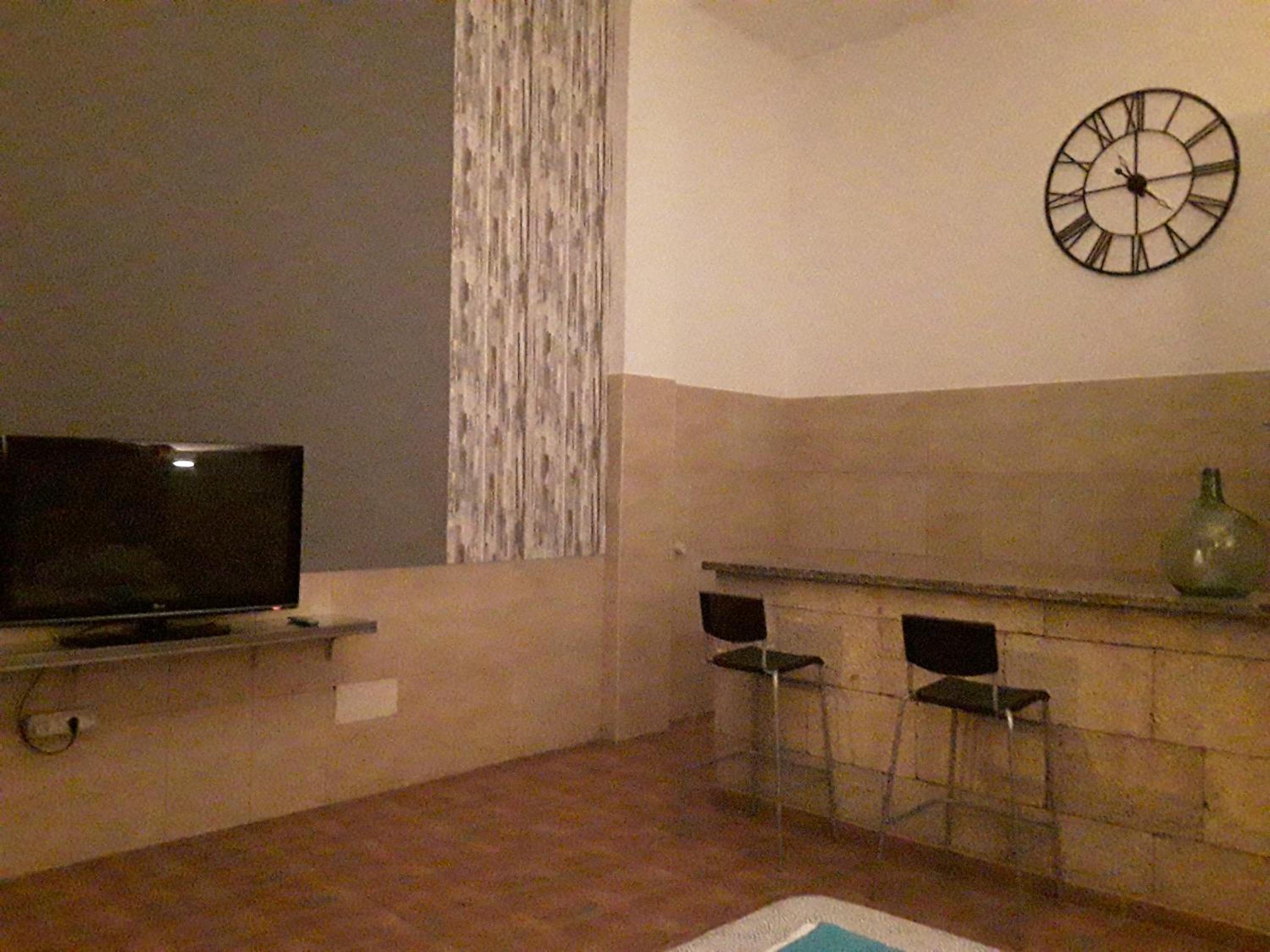 One-Bedroom House photo 2