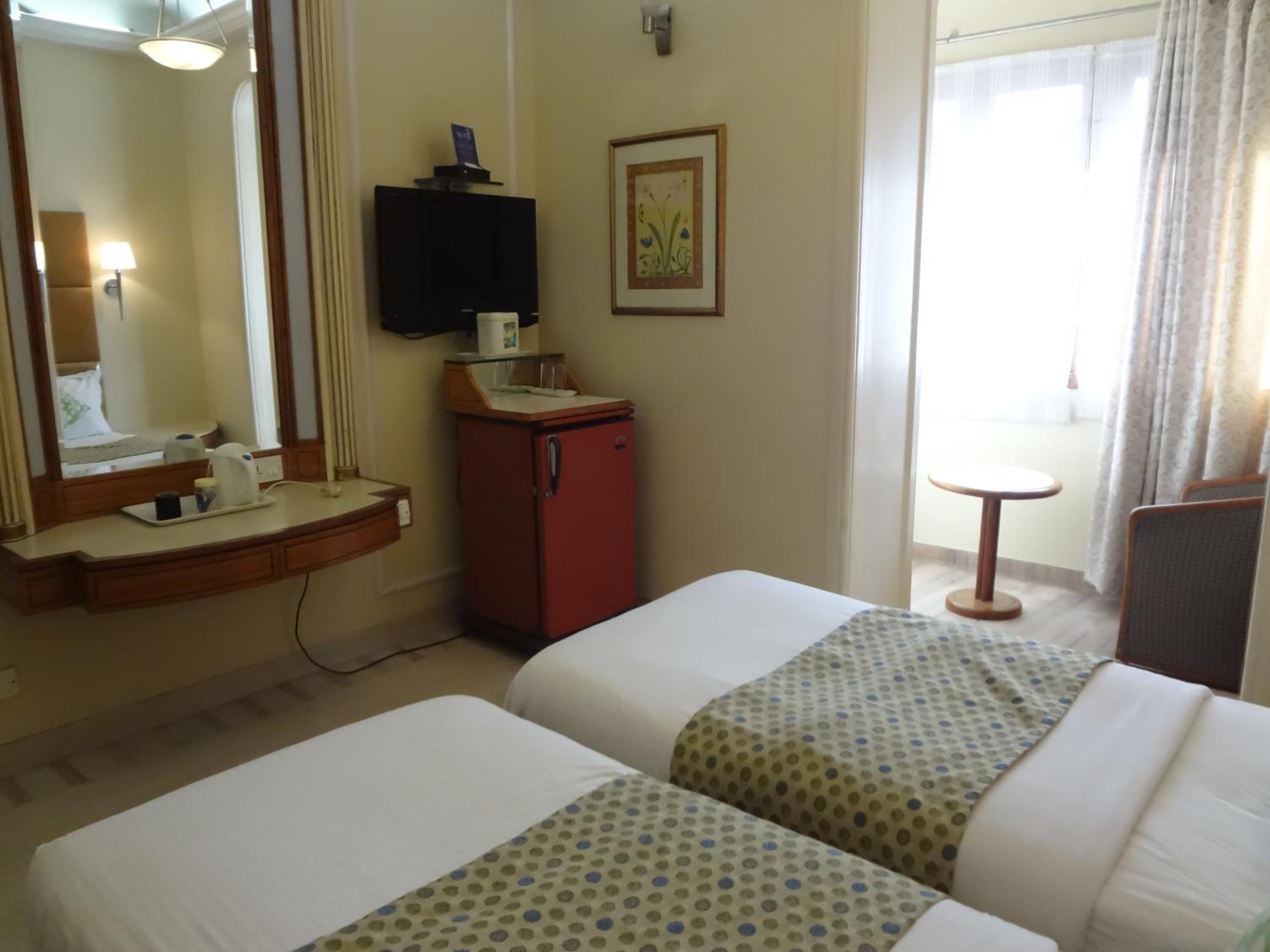 Standard Double or Twin Room photo 3