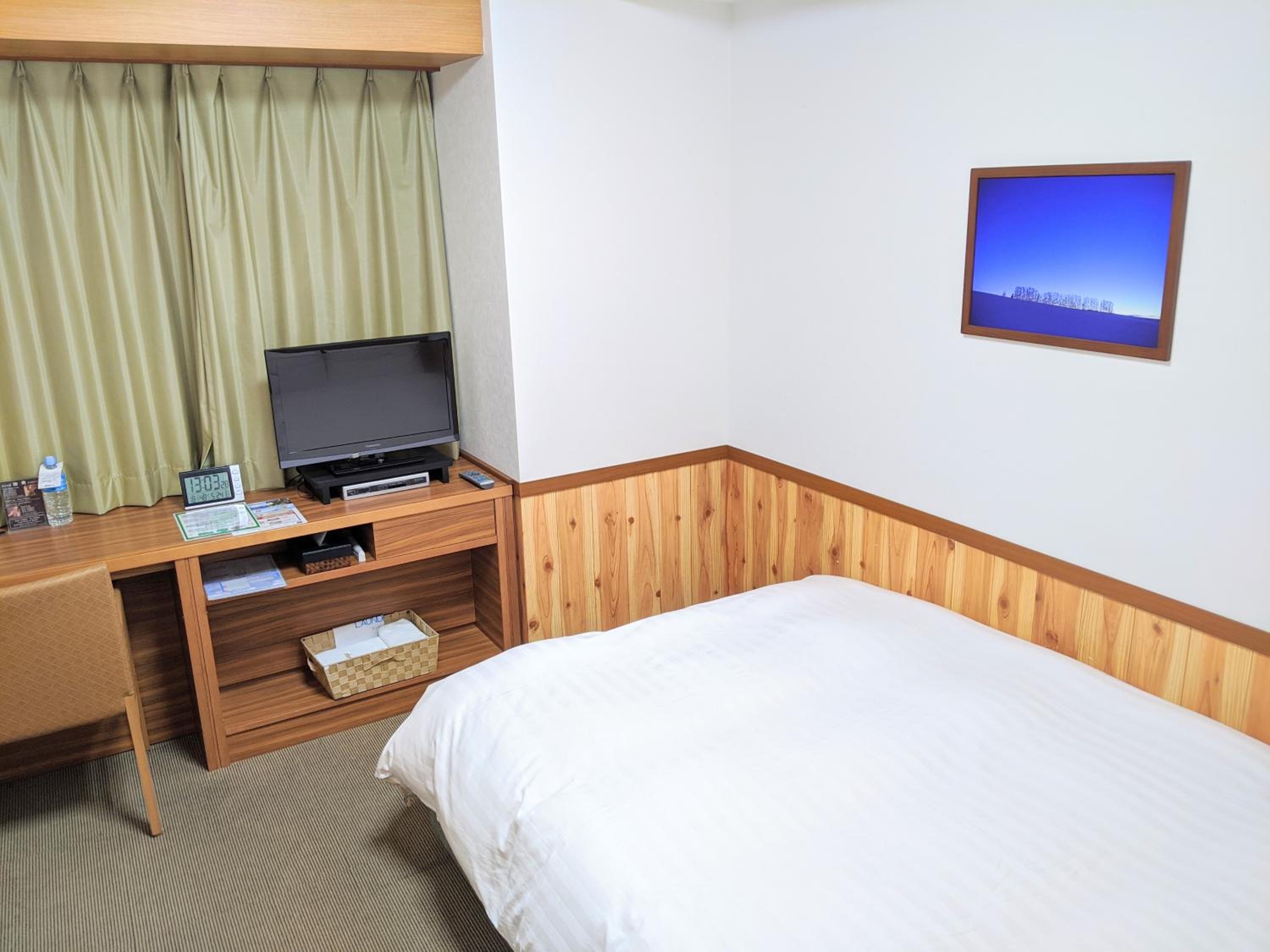 Double Room - Non-Smoking  - Photo 1