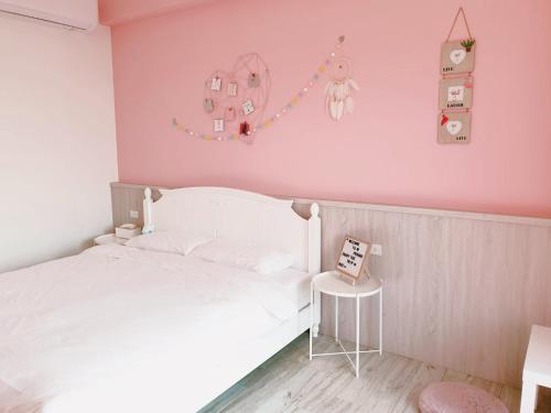 Queen Room with Balcony photo 2