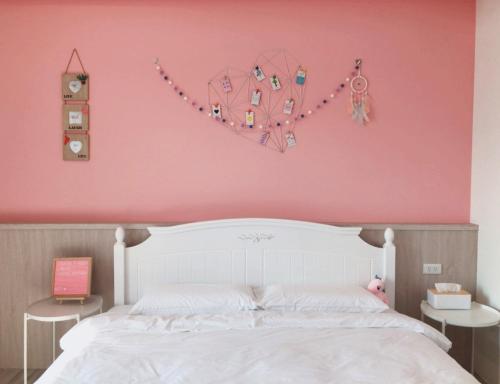 Queen Room with Balcony photo 2