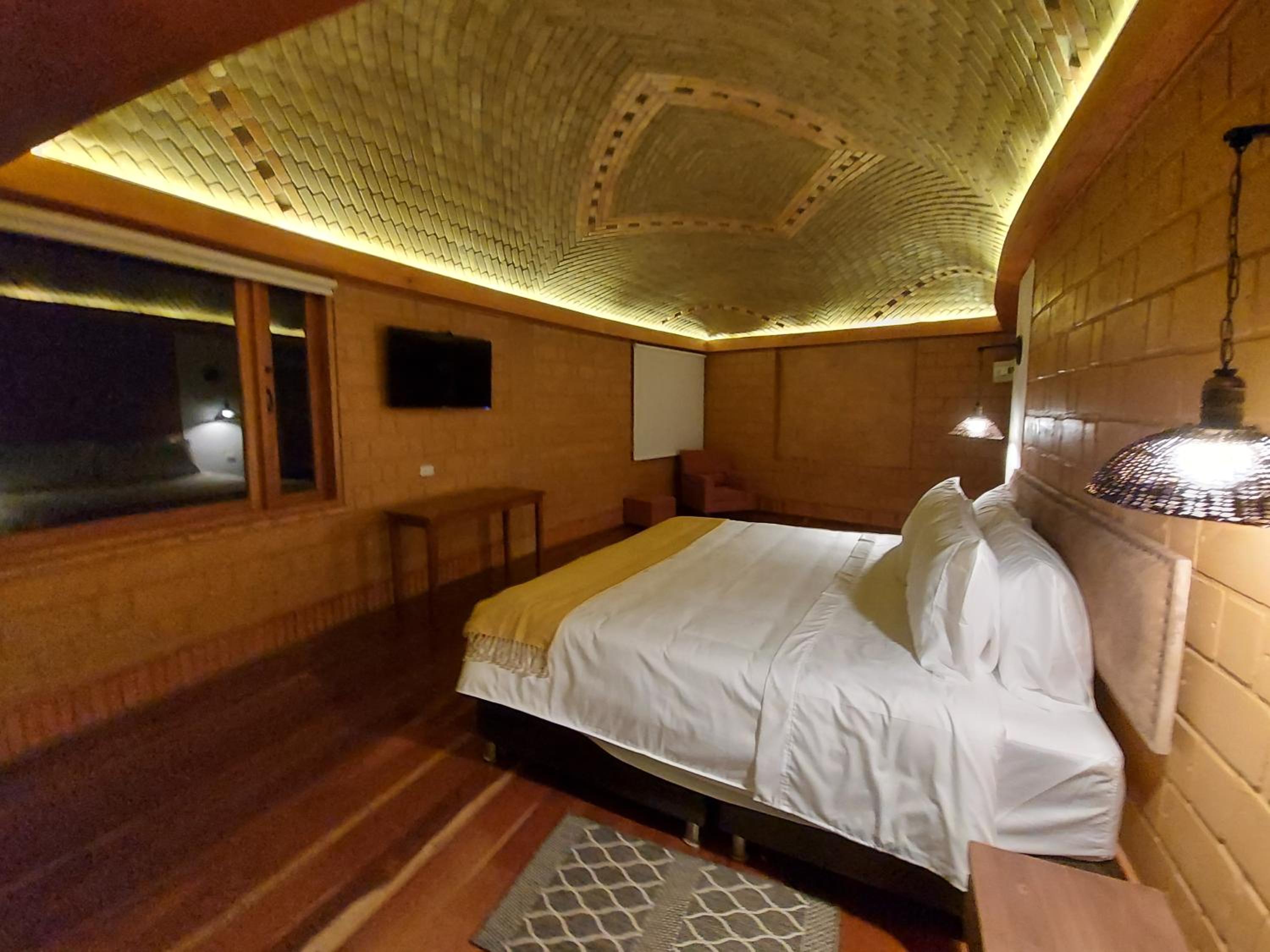 Deluxe Suite photo 2