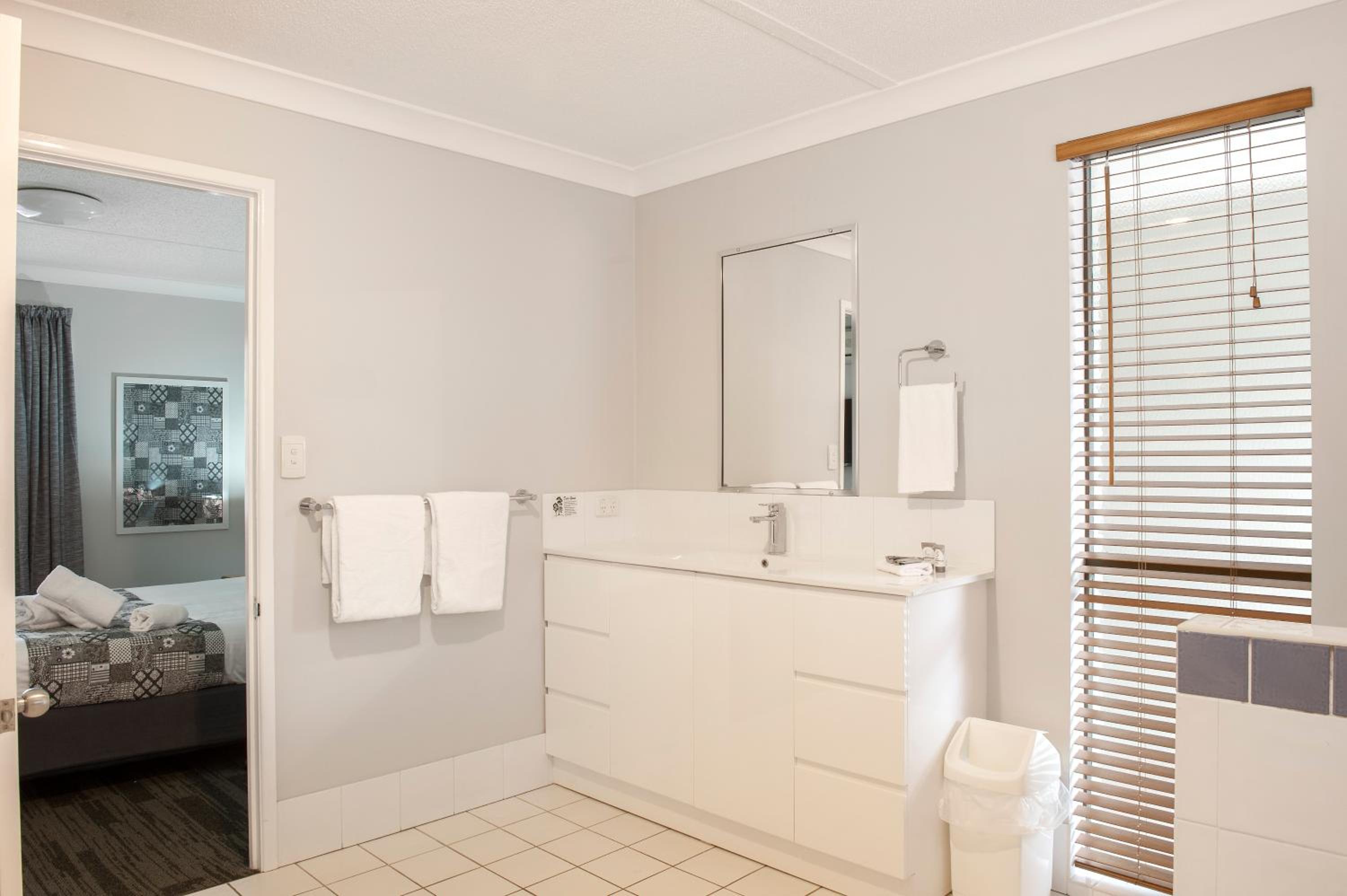 One-Bedroom Apartment with Spa Bath photo 3
