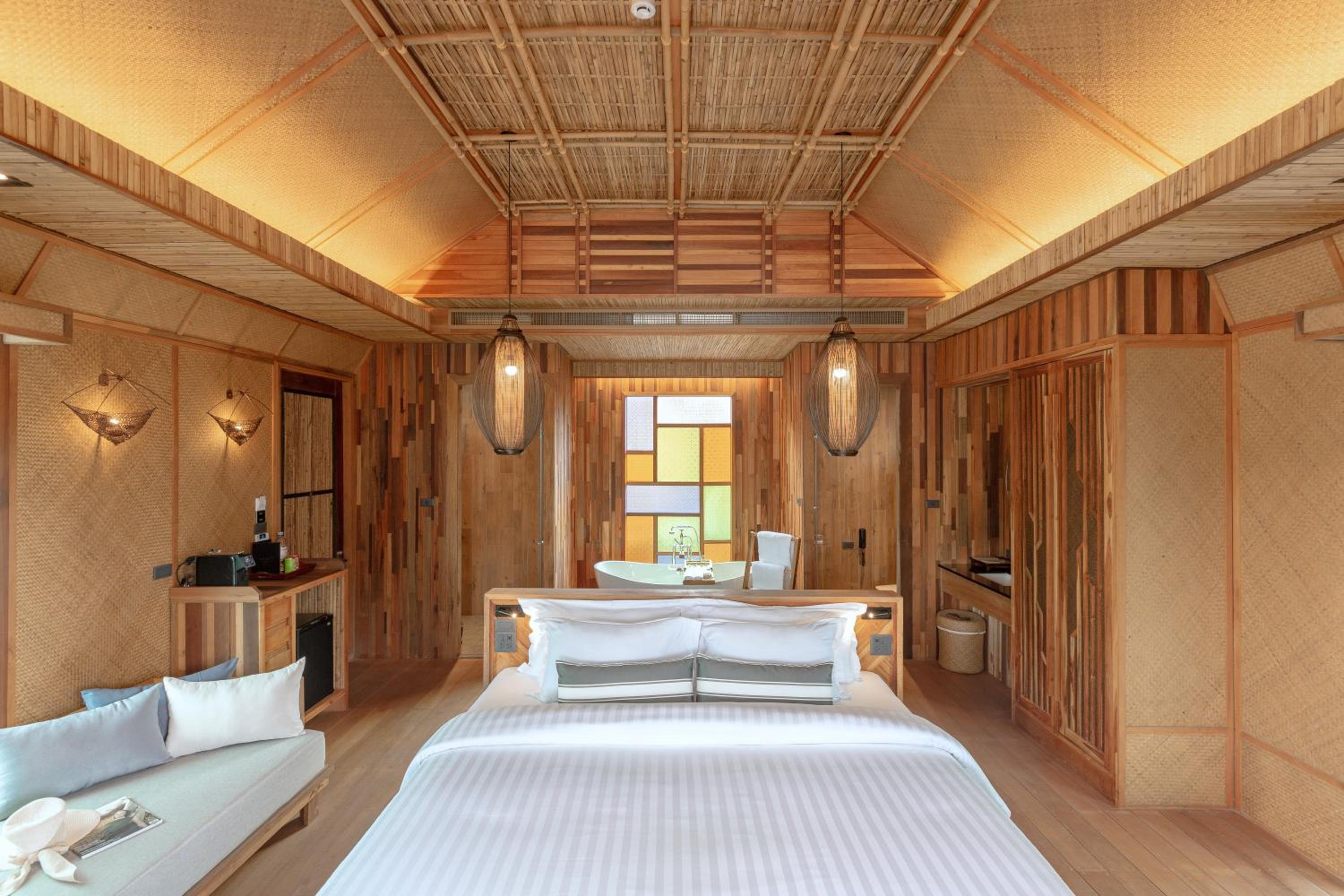 Premium Water Villa- Free Schedule Shuttle to Ao Nang Beach/ Railay Beach - Photo 5
