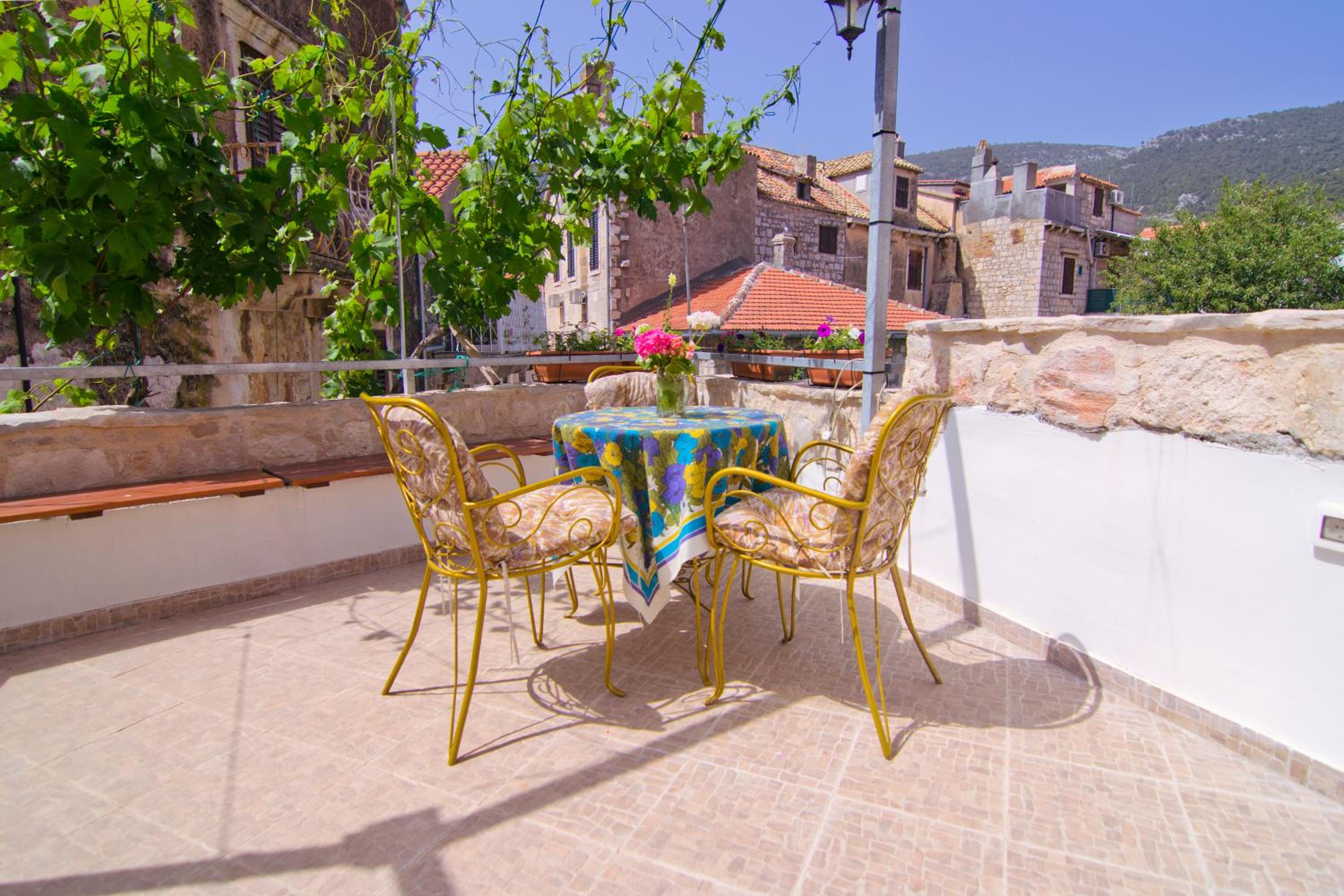 Studio with Terrace photo 2