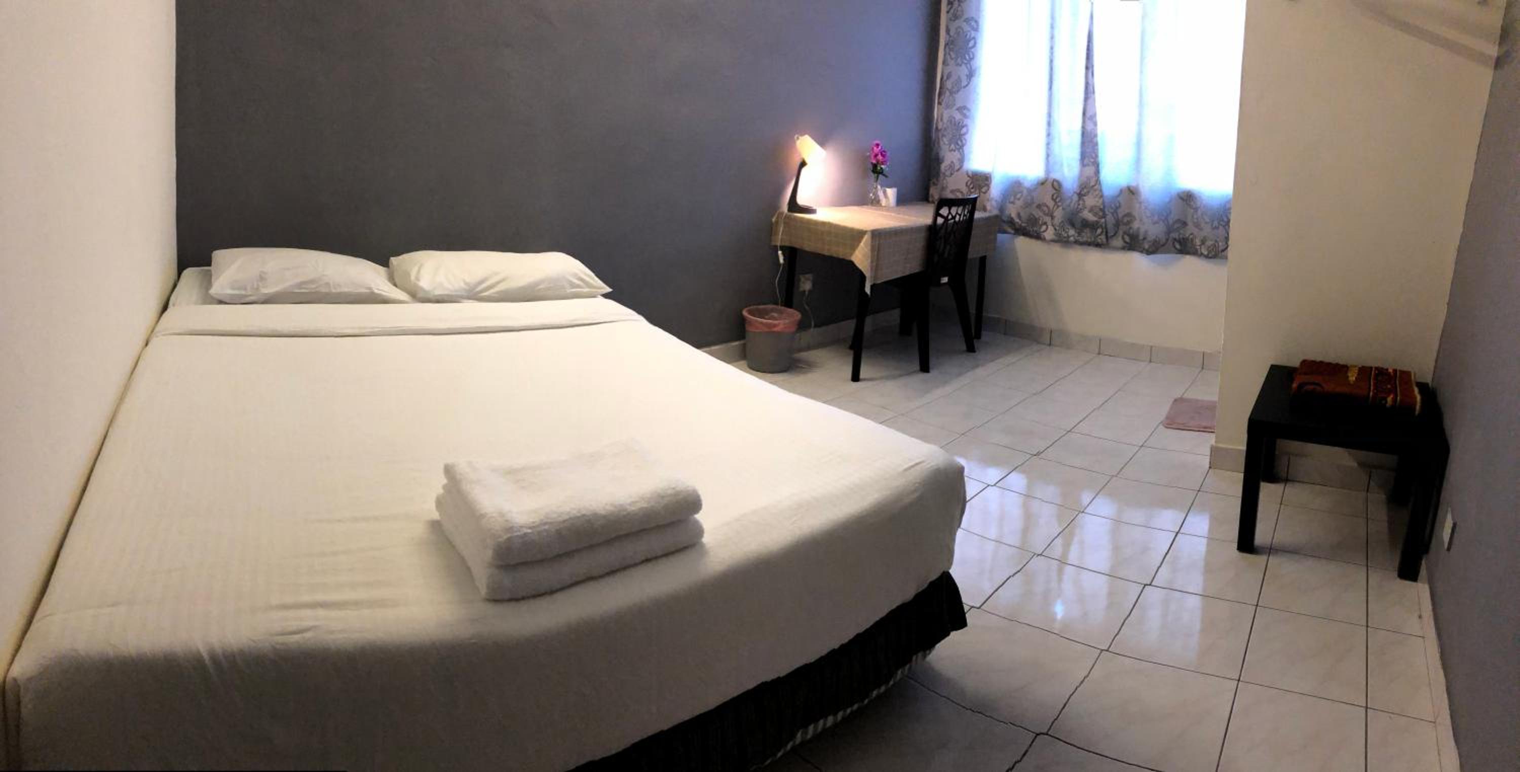 Budget Double Room - Photo 1