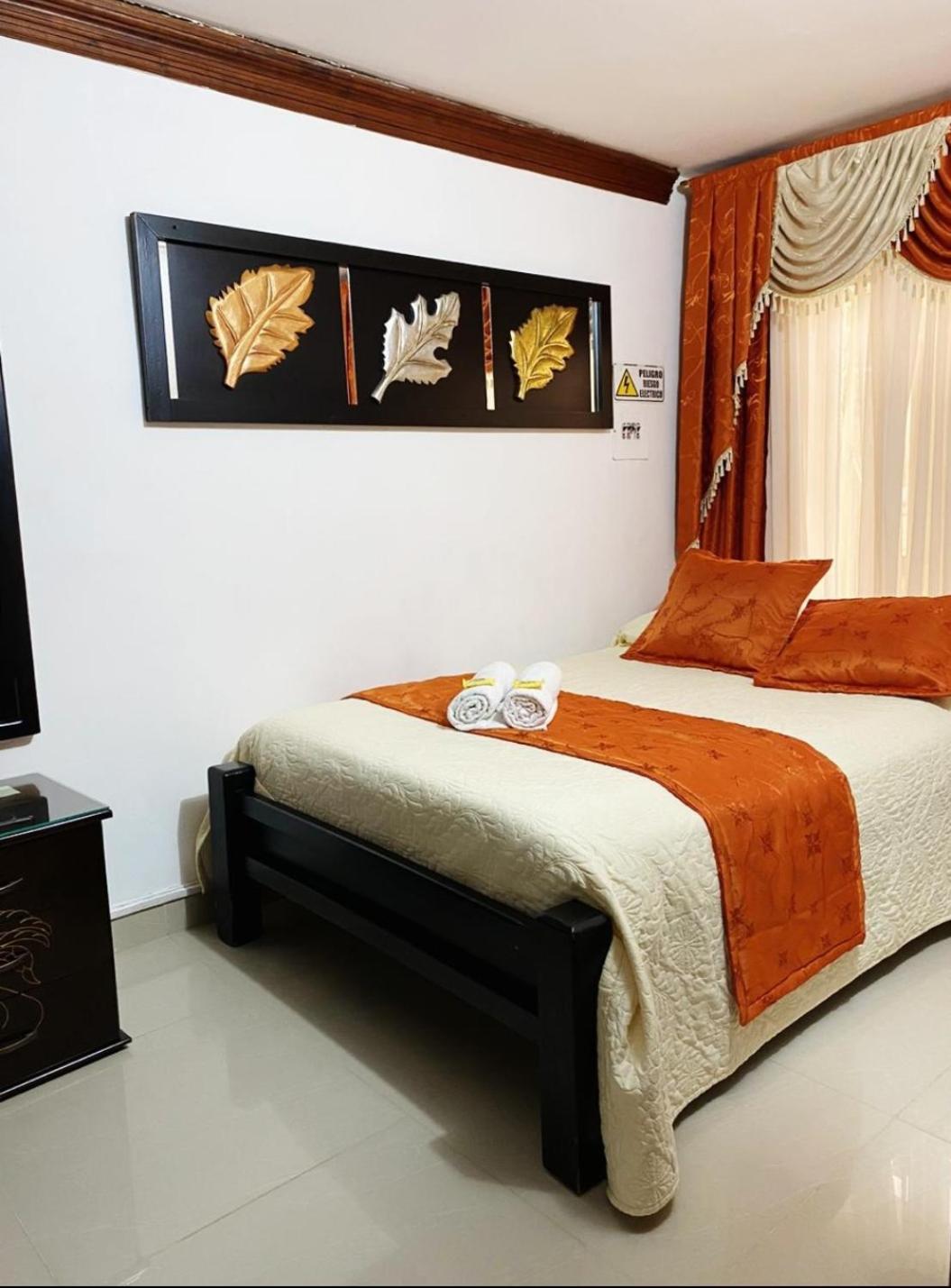 Standard Double Room with Shared Bathroom photo 1