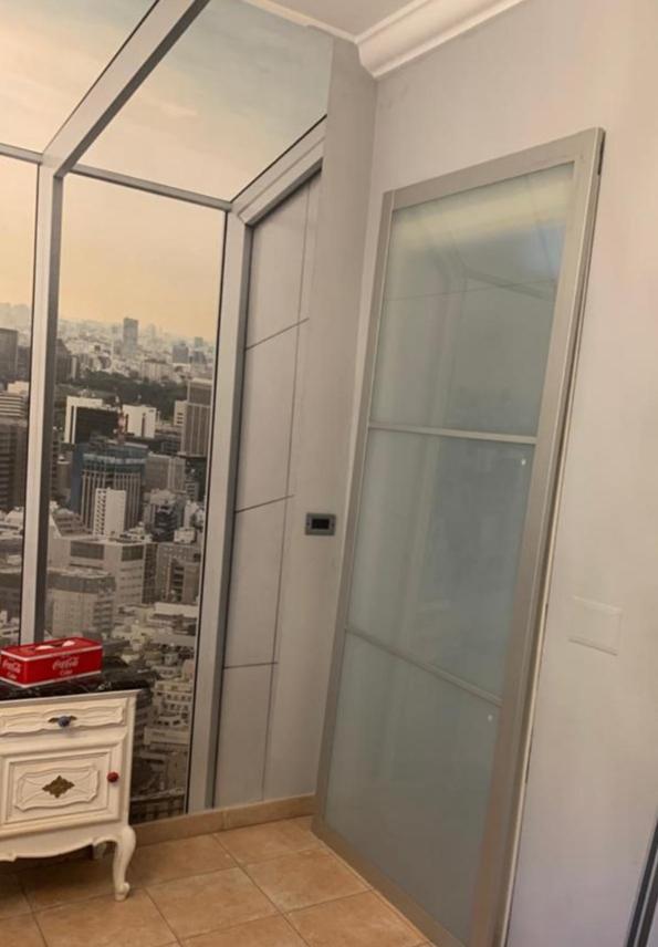 Family Room with Private Bathroom photo 2