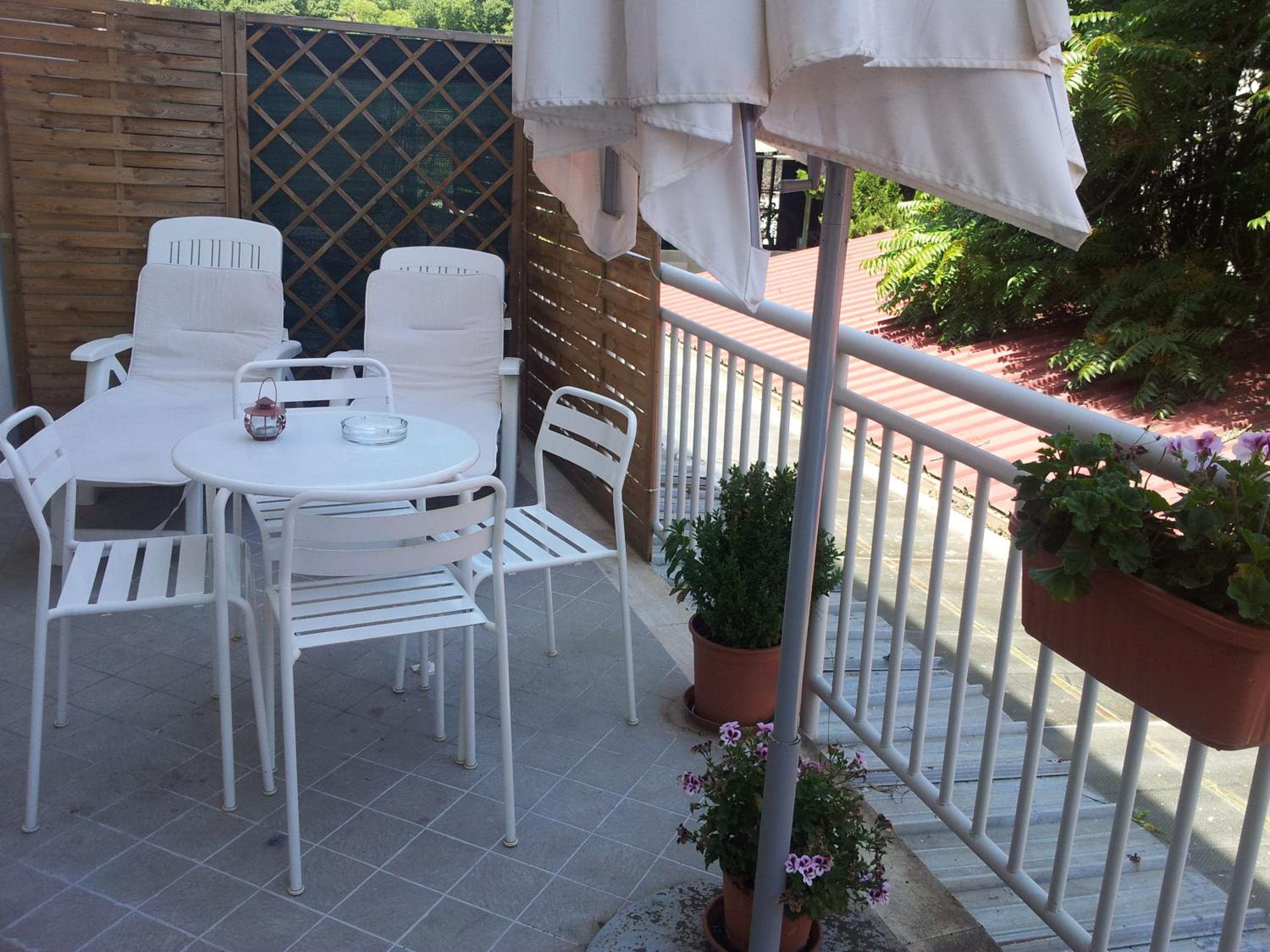 Apartment with Terrace photo 3