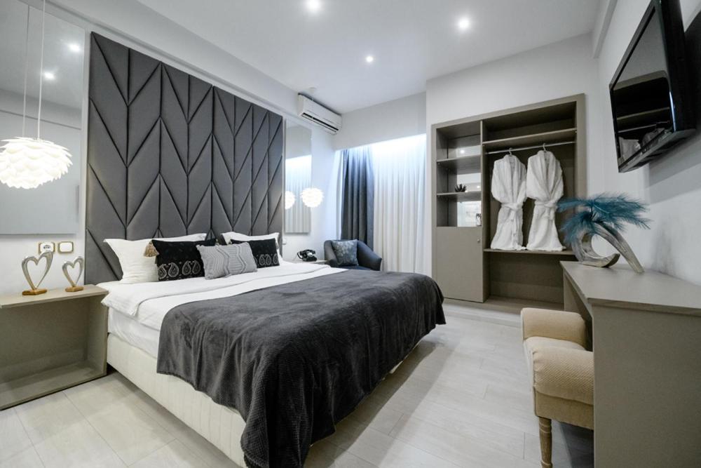 Double Room - Photo 6