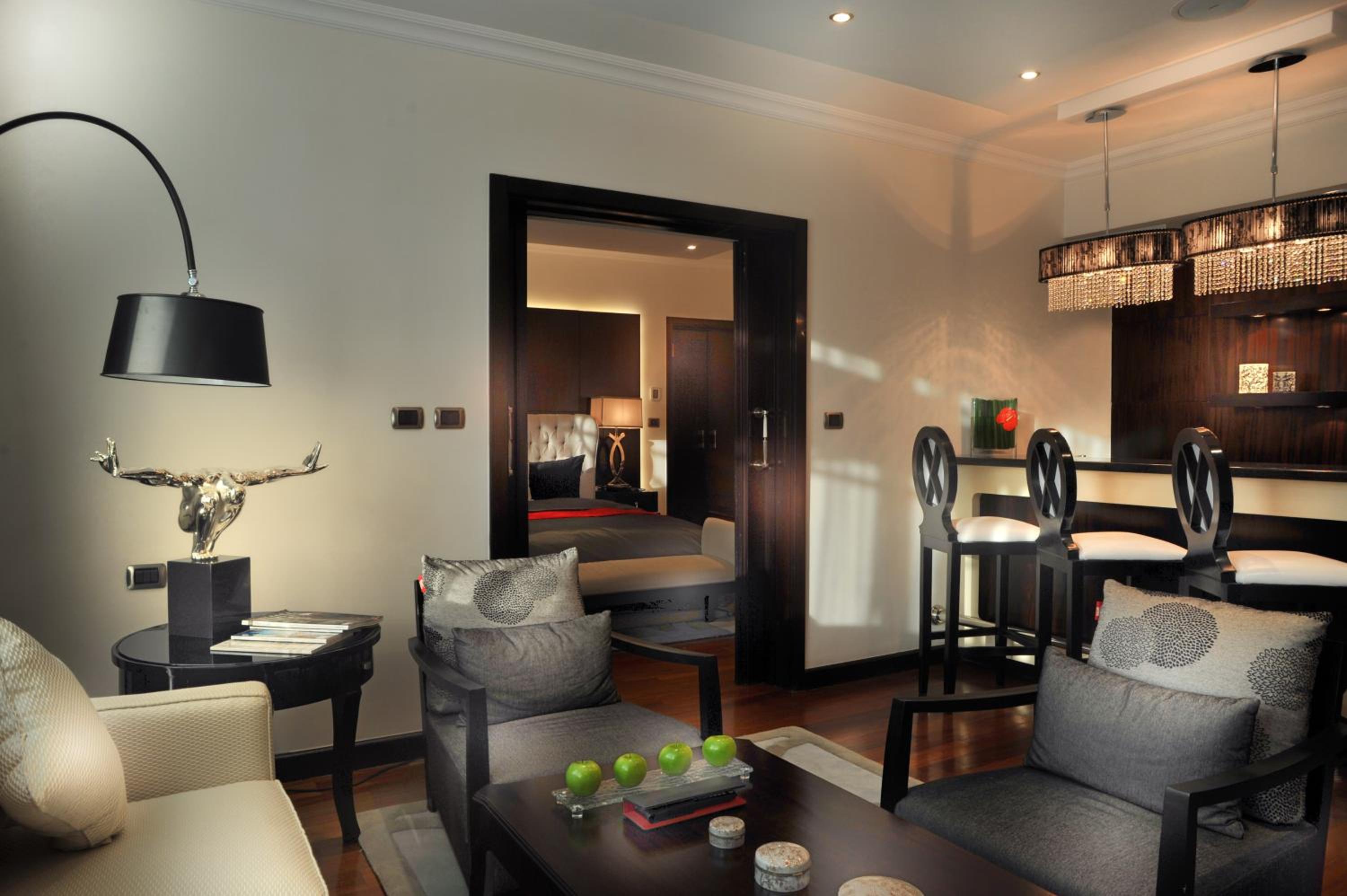 Diplomatic Suite