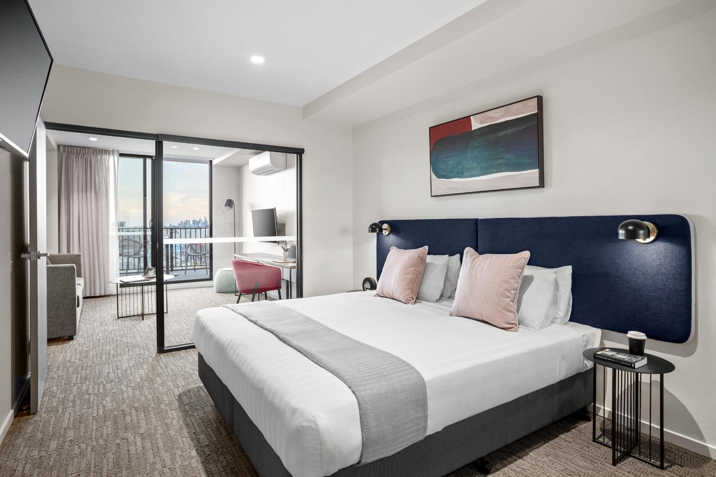 One-Bedroom Apartment - Photo 1
