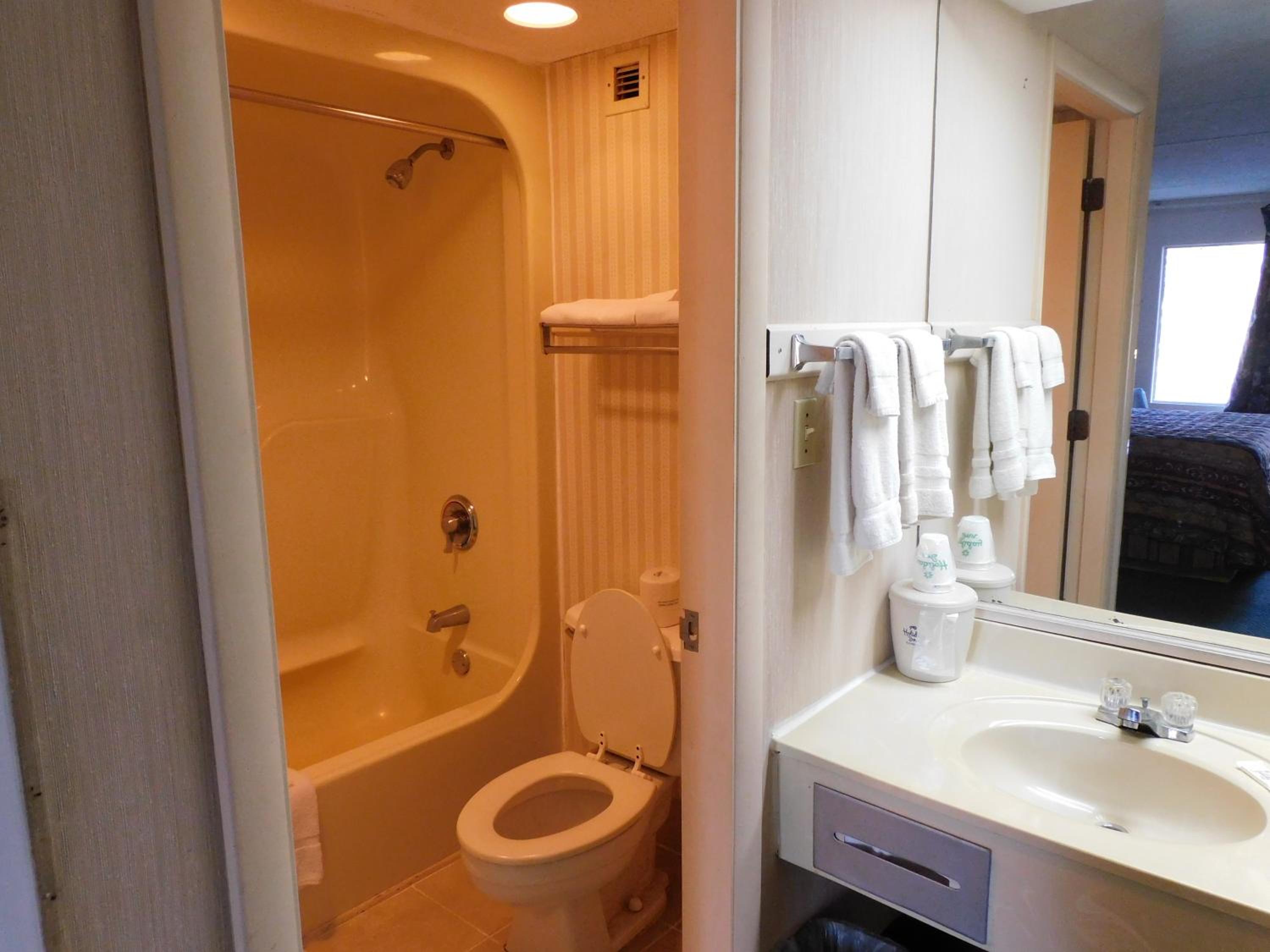 Budget Double Room photo 2