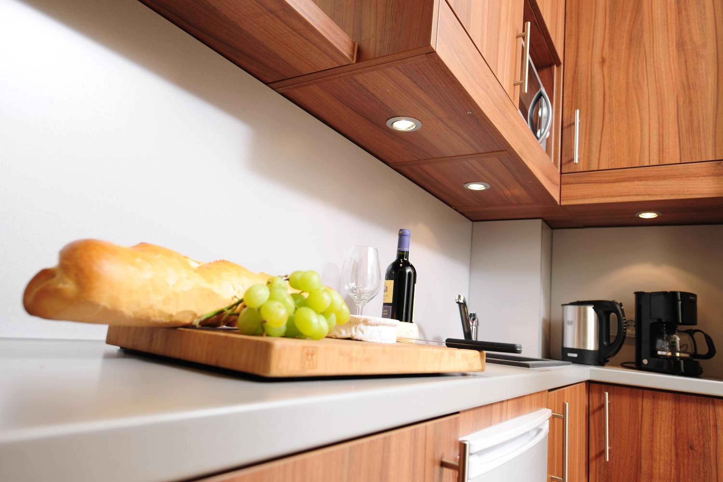 Studio (2 Adults) - Photo 2