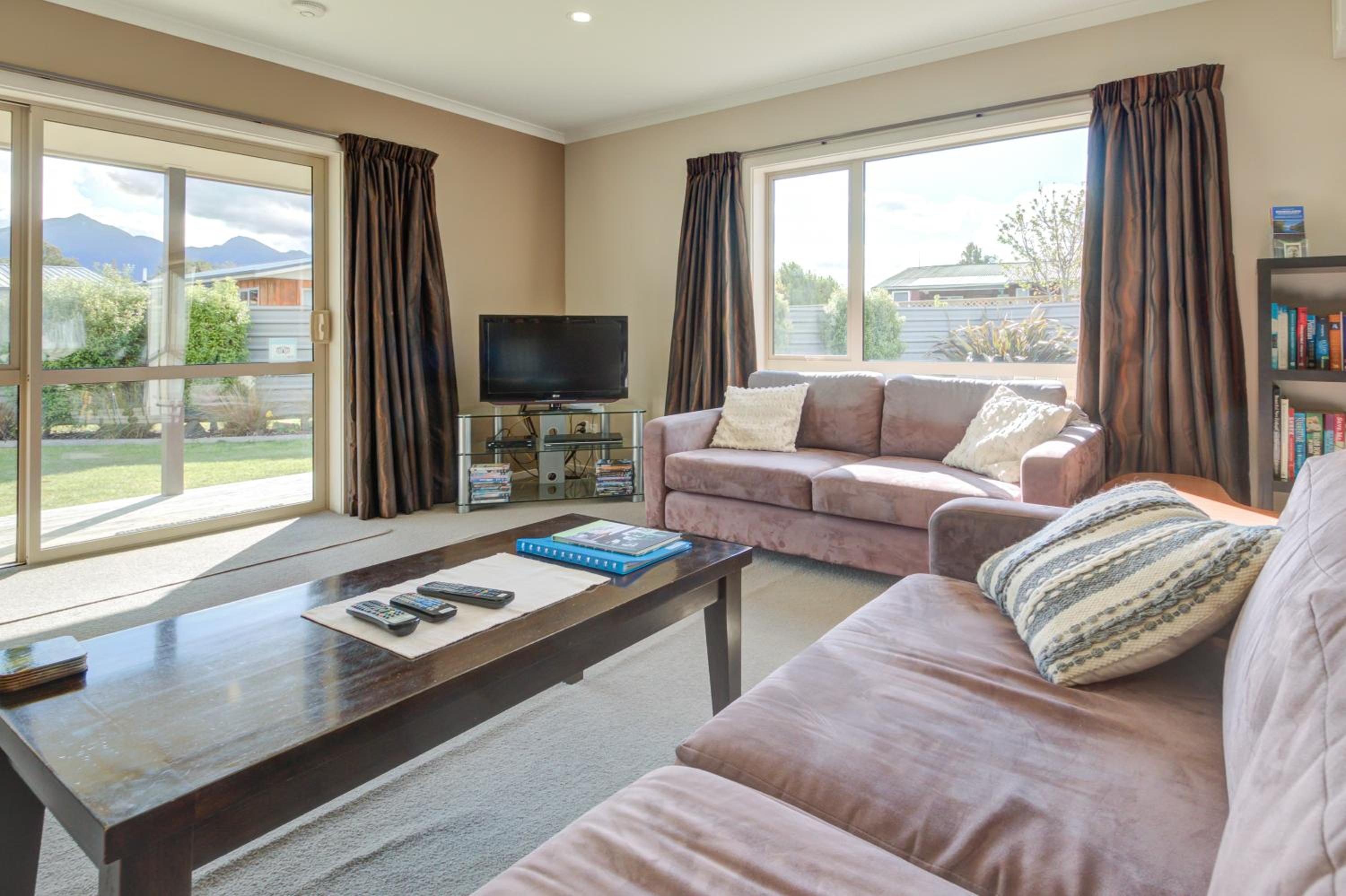 Three-Bedroom House - Photo 14